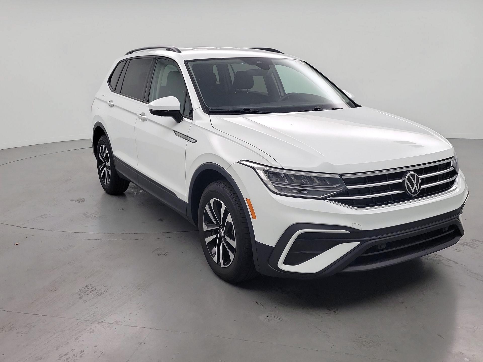 White 2024 Volkswagen Tiguan SUV / Crossover Front-Wheel Drive Automatic
