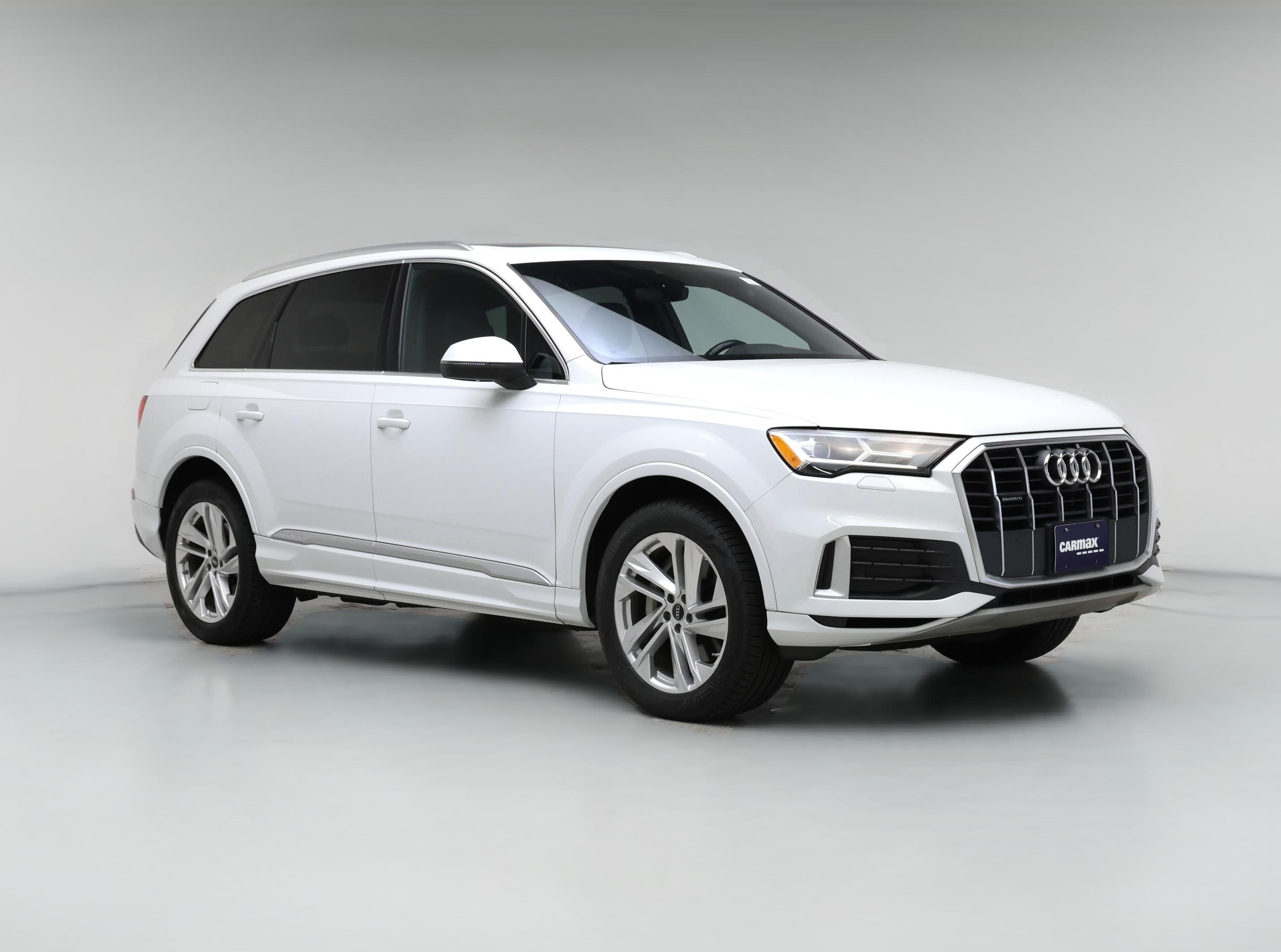 Thumbnail: 2023 Audi Q7 - 1