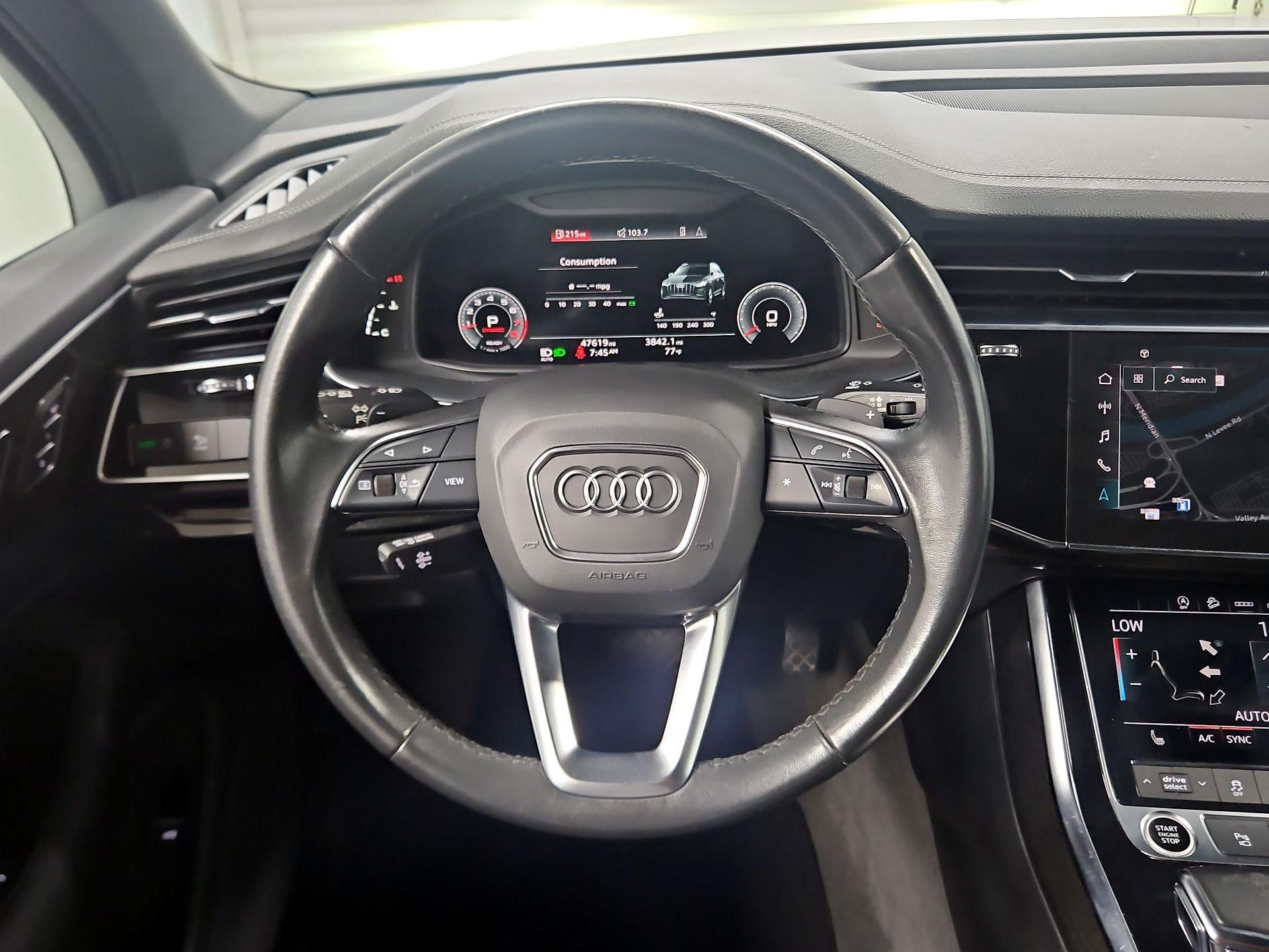 Thumbnail: 2023 Audi Q7 - 10