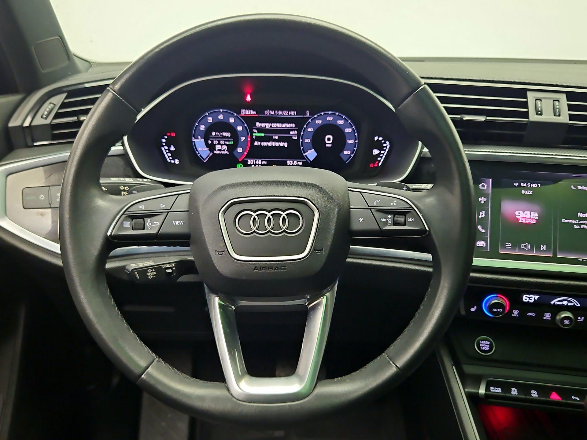 Thumbnail: 2023 Audi Q3 - 10