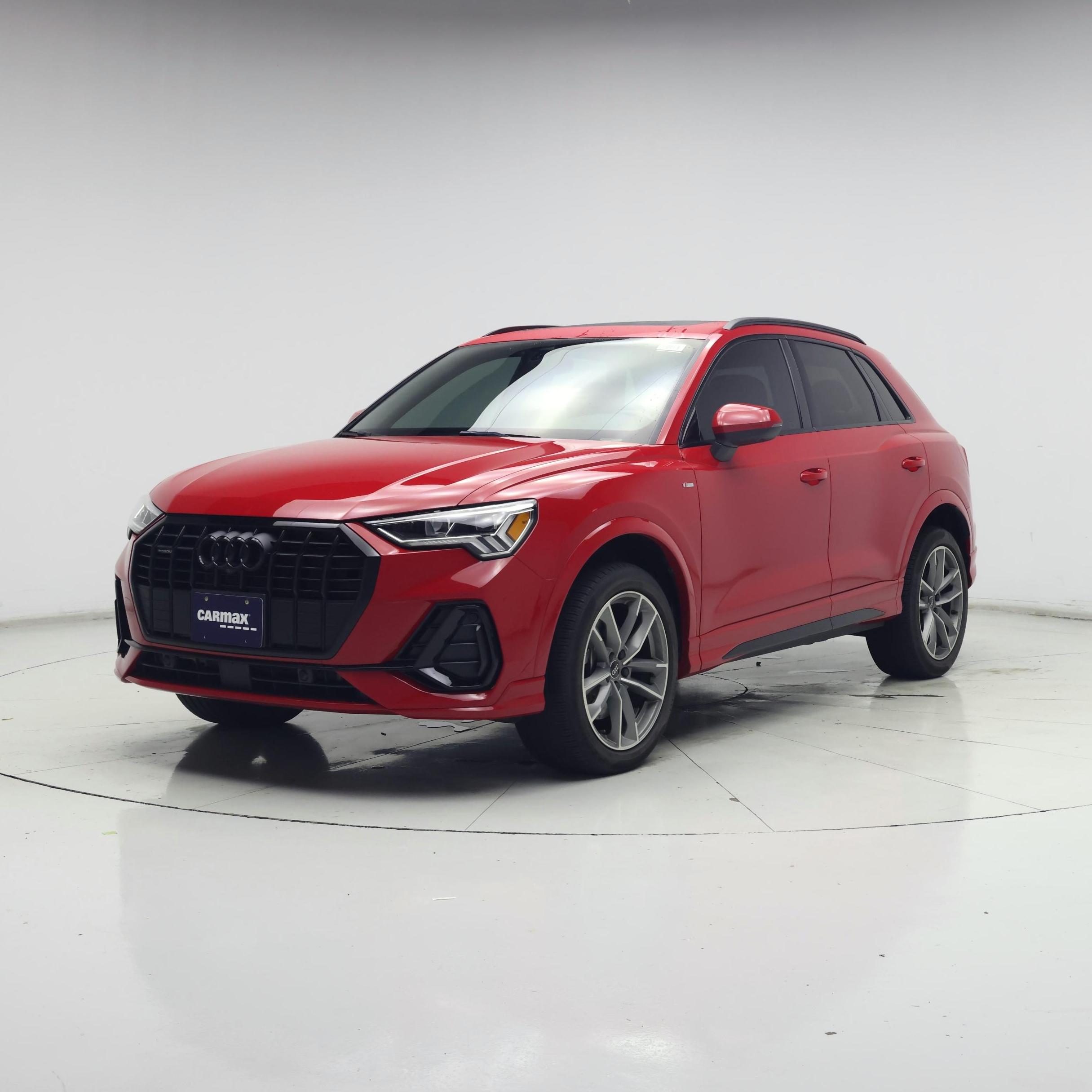 Thumbnail: 2023 Audi Q3 - 4