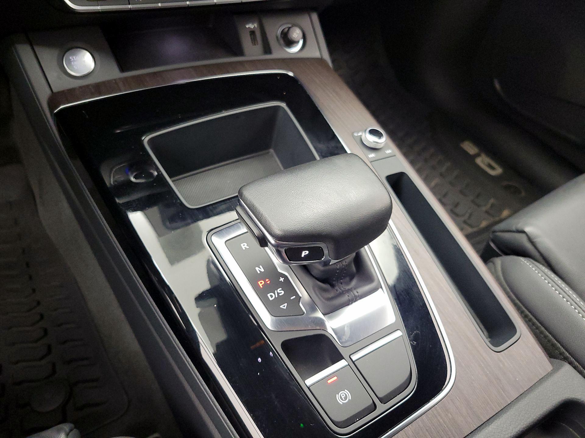 Thumbnail: 2023 Audi Q5 - 18