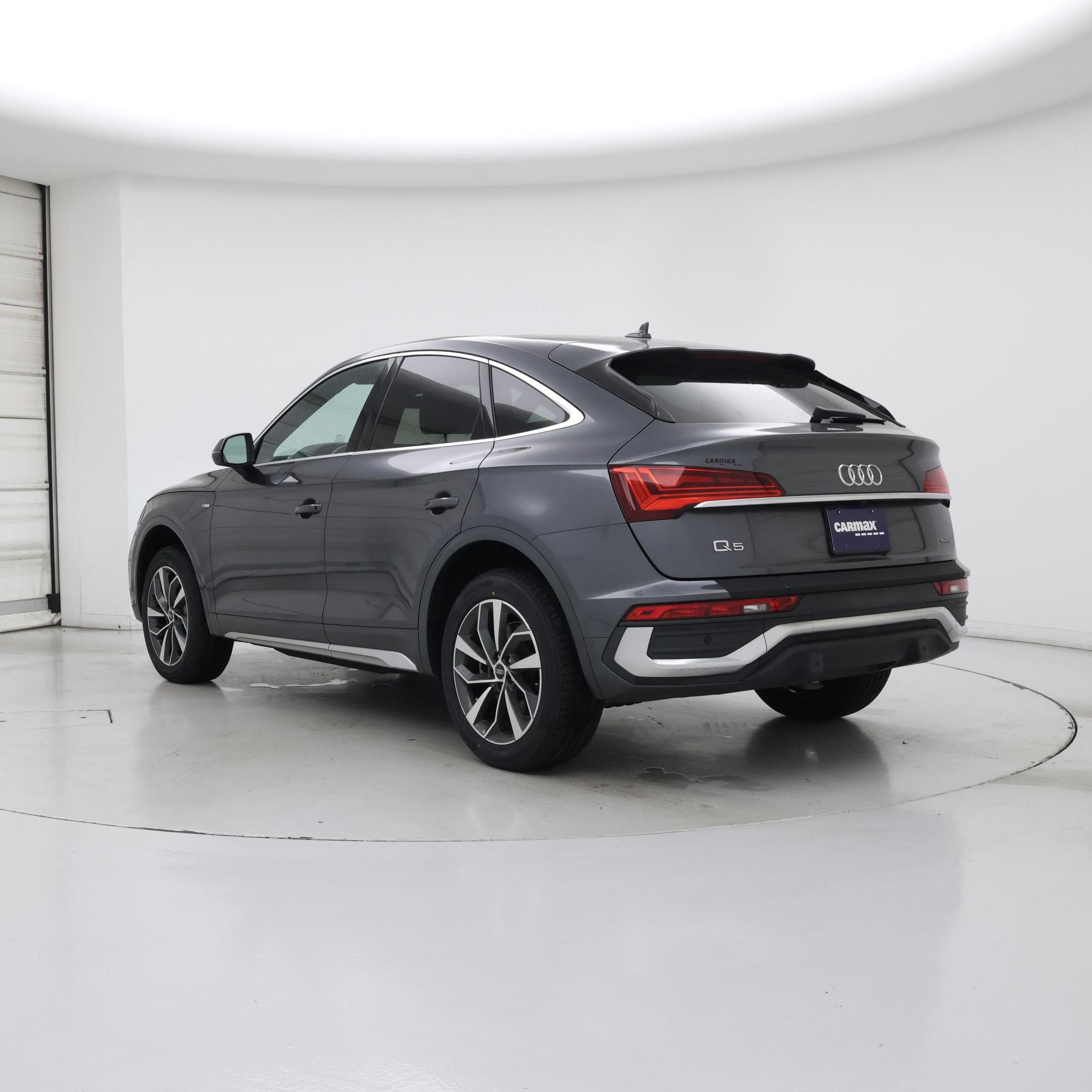 Thumbnail: 2023 Audi Q5 - 2