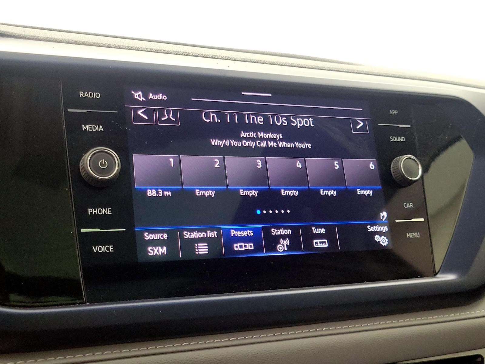 2024 Volkswagen Taos SE - Photo 16