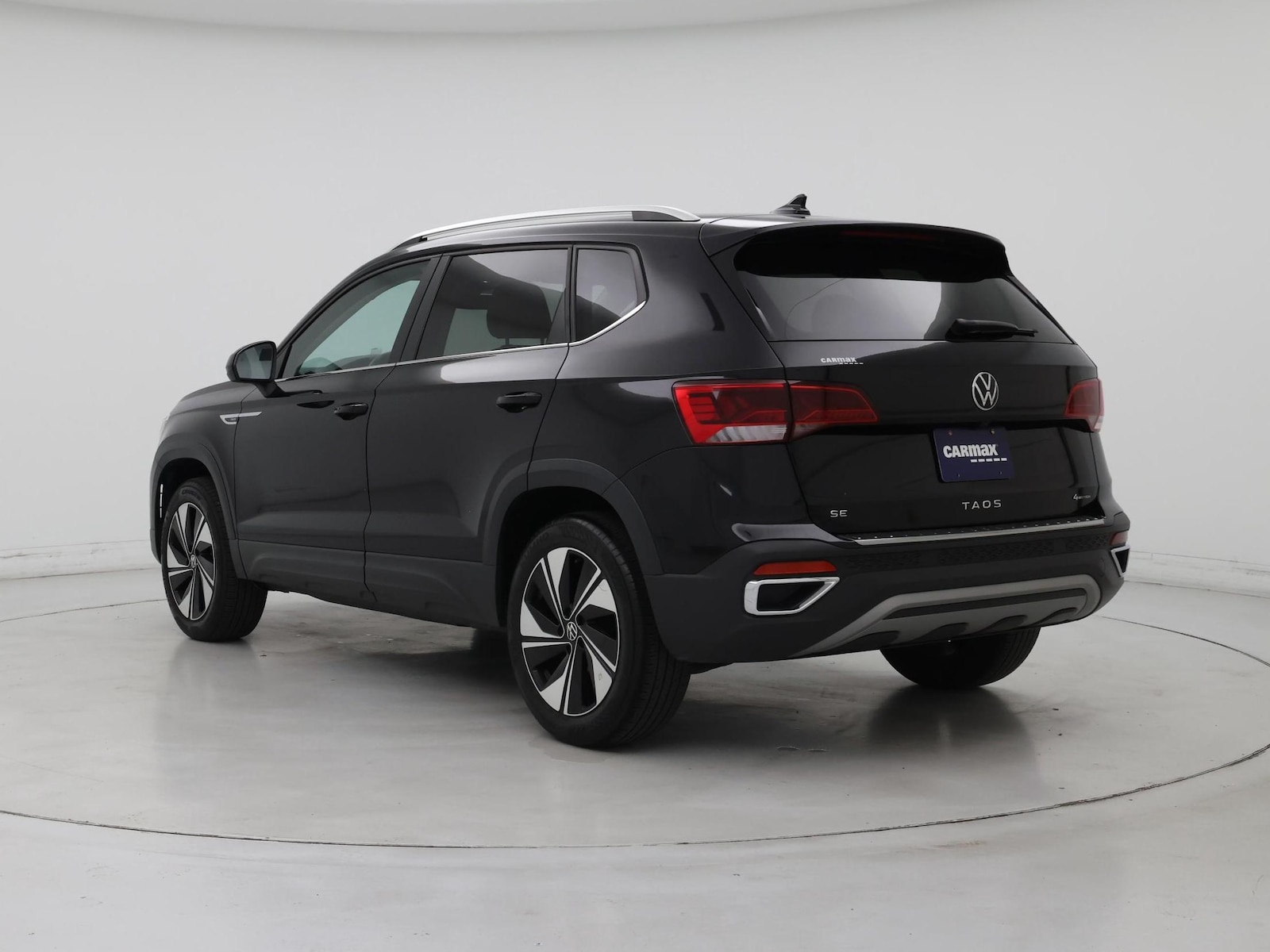 2024 Volkswagen Taos SE - Photo 3