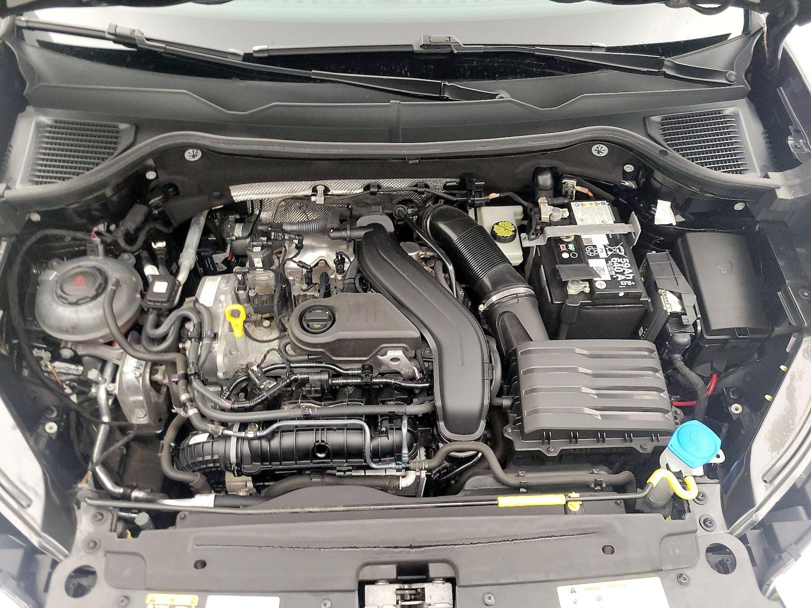 2024 Volkswagen Taos SE - Photo 23