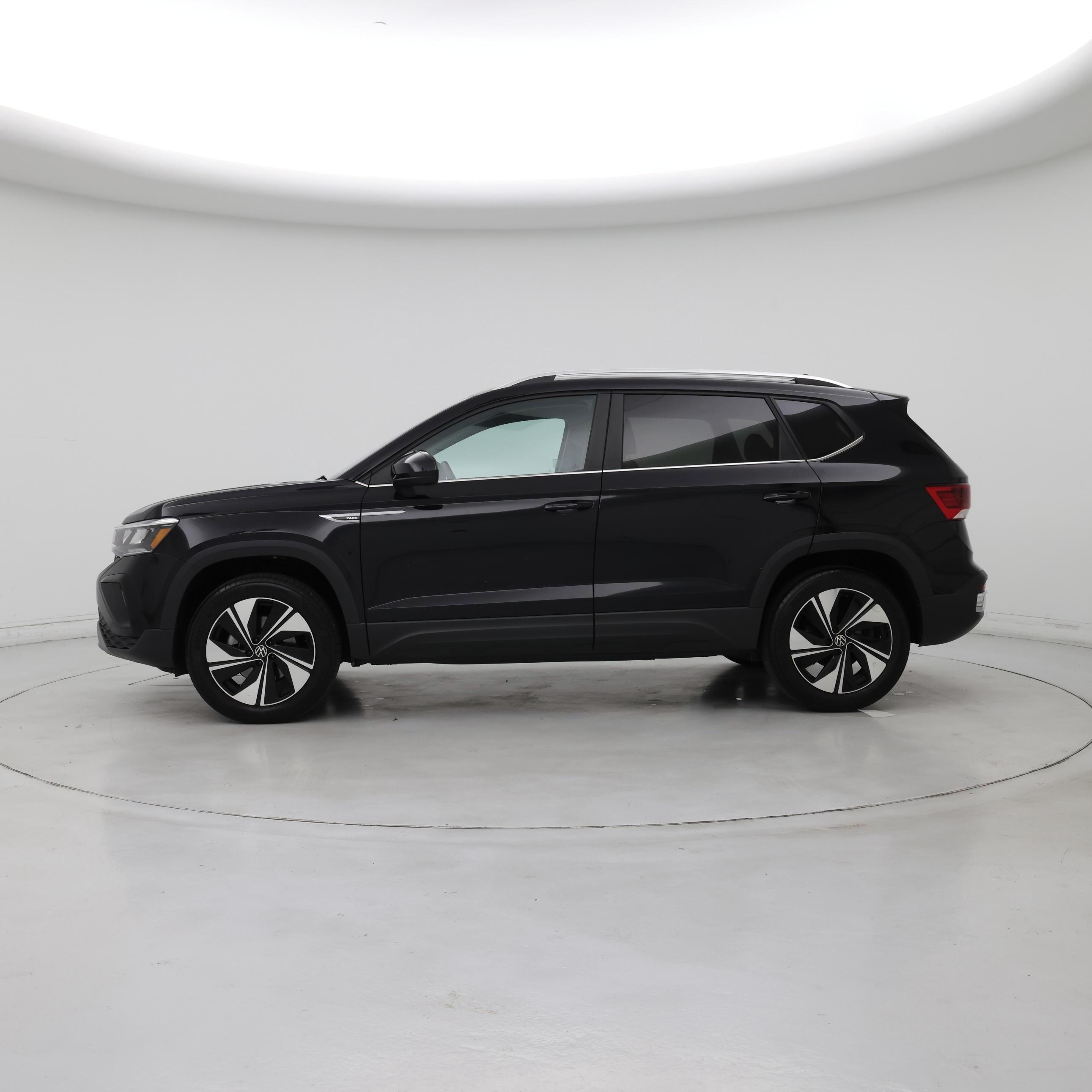 Thumbnail: 2024 Volkswagen Taos - 3