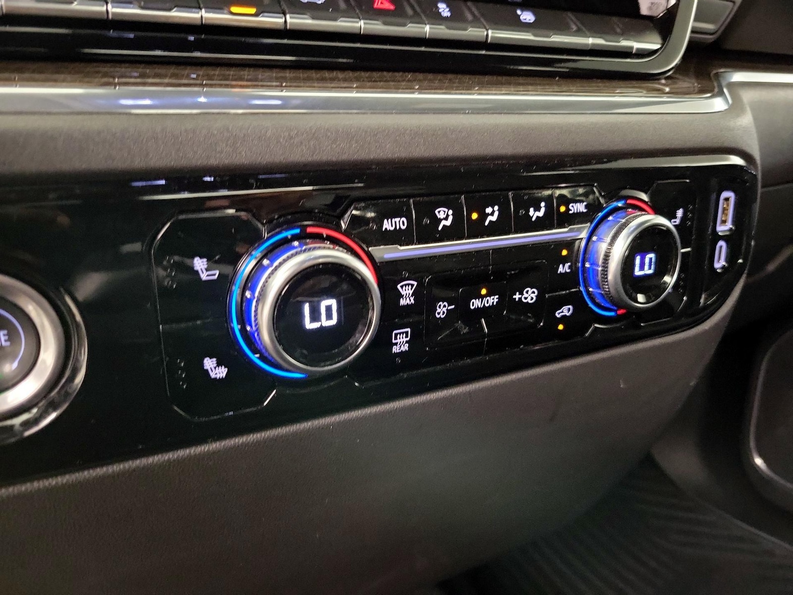 2024 GMC Sierra 1500 Elevation - Photo 15