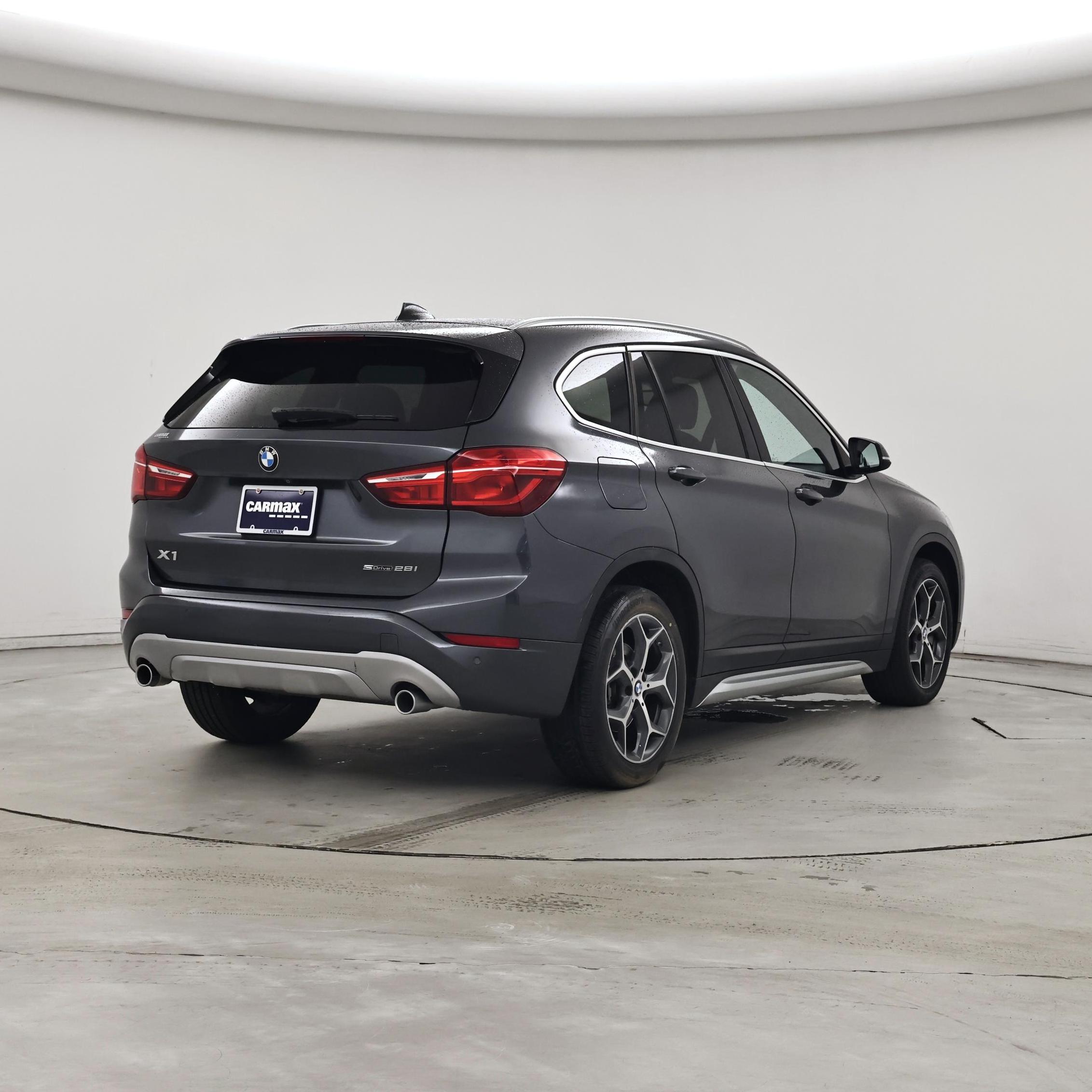 Thumbnail: 2018 BMW X1 - 8