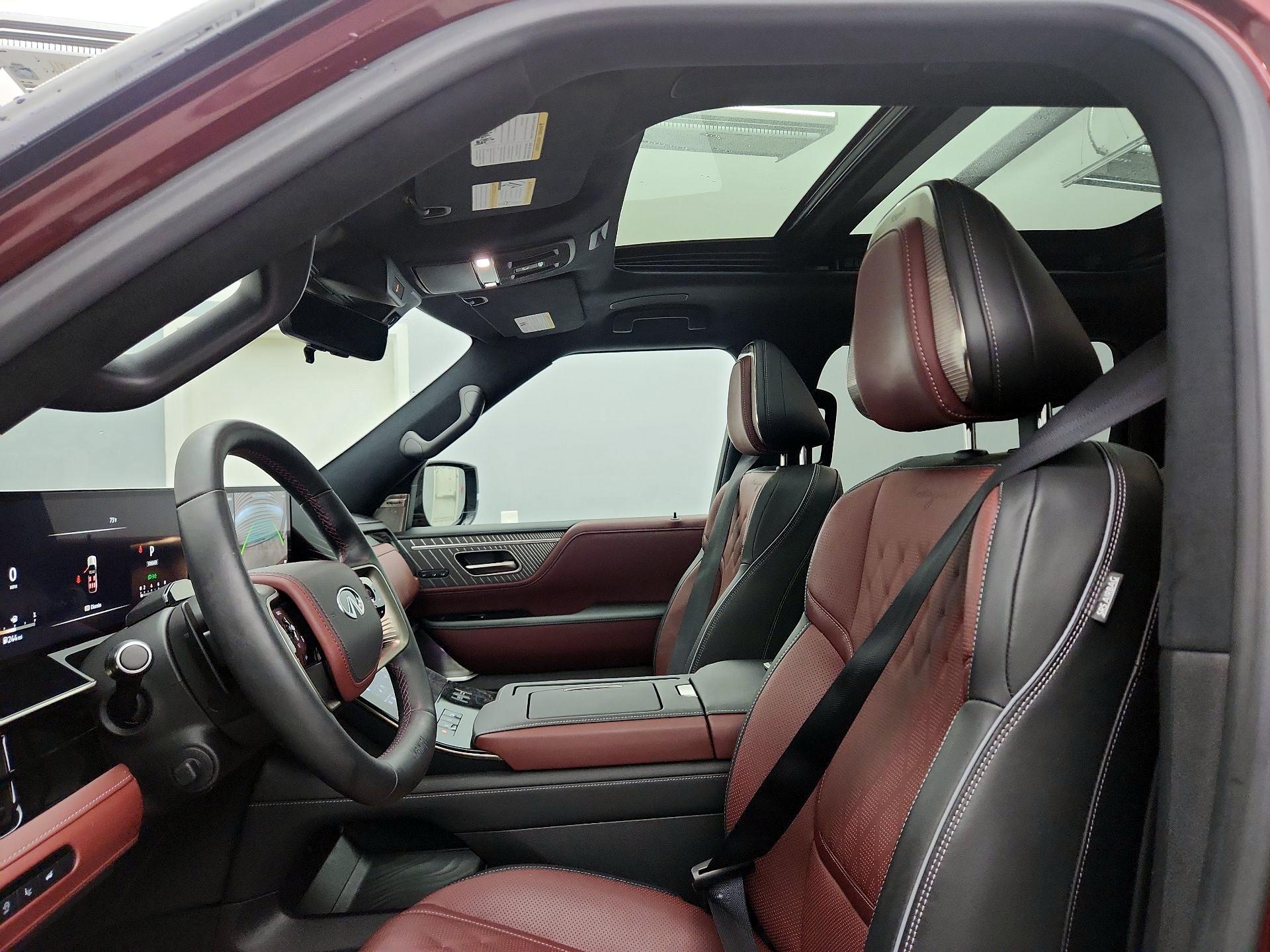 Thumbnail: 2025 INFINITI QX80 - 19