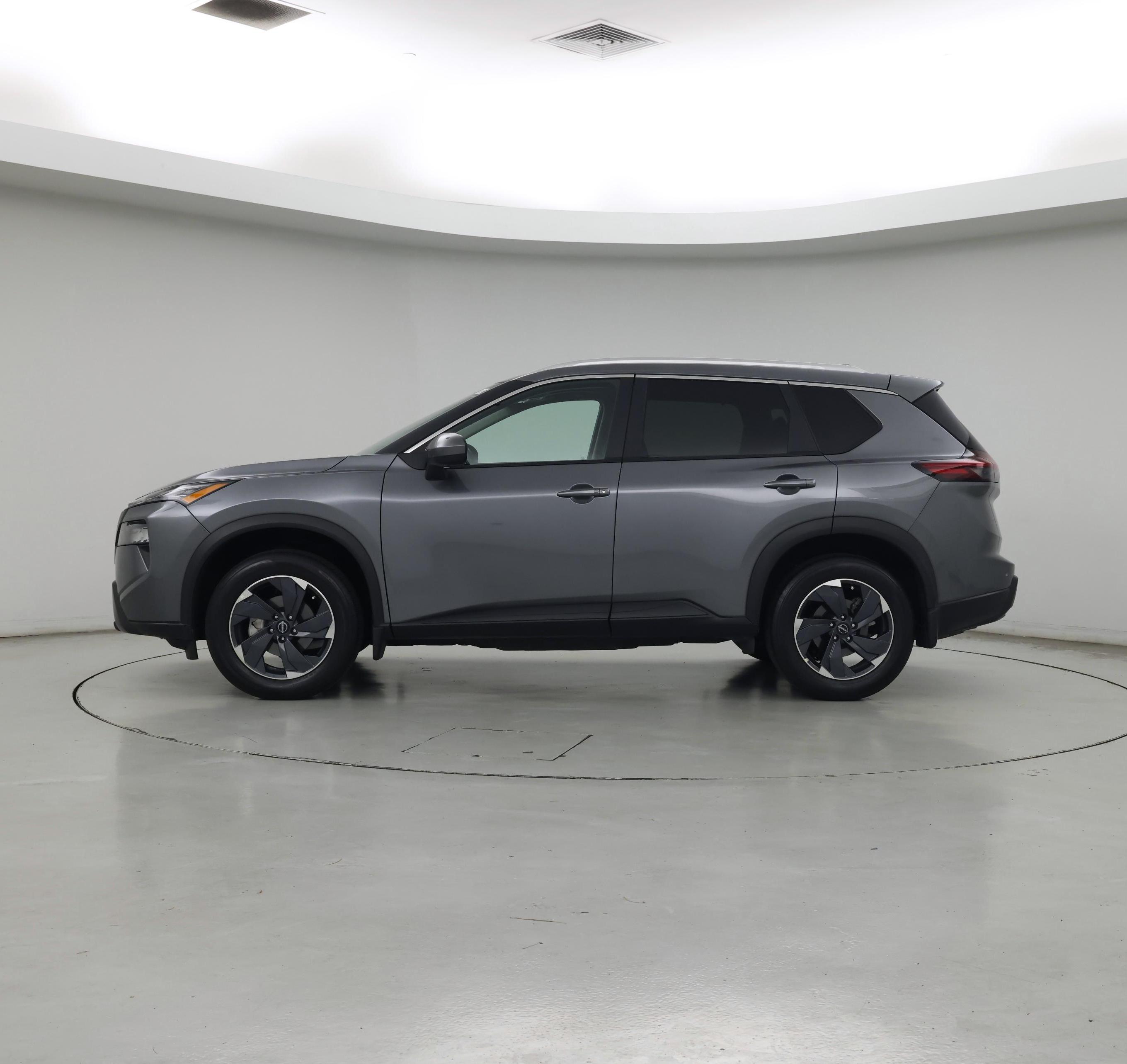 Thumbnail: 2026 Nissan Rogue - 3