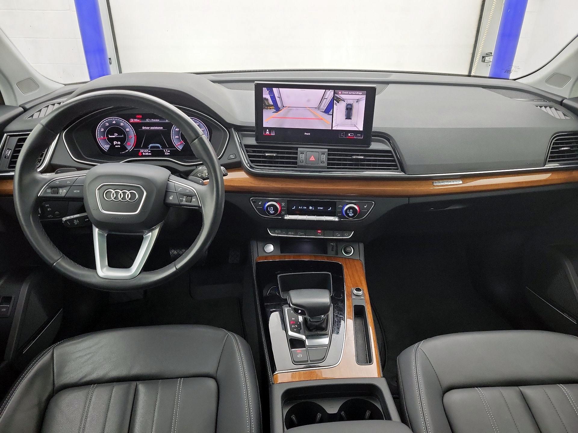 Thumbnail: 2023 Audi Q5 - 9