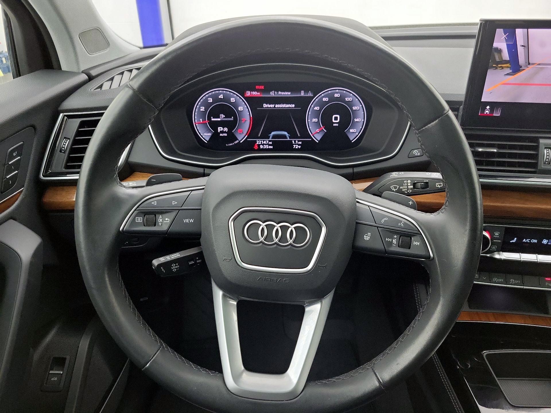 Thumbnail: 2023 Audi Q5 - 10