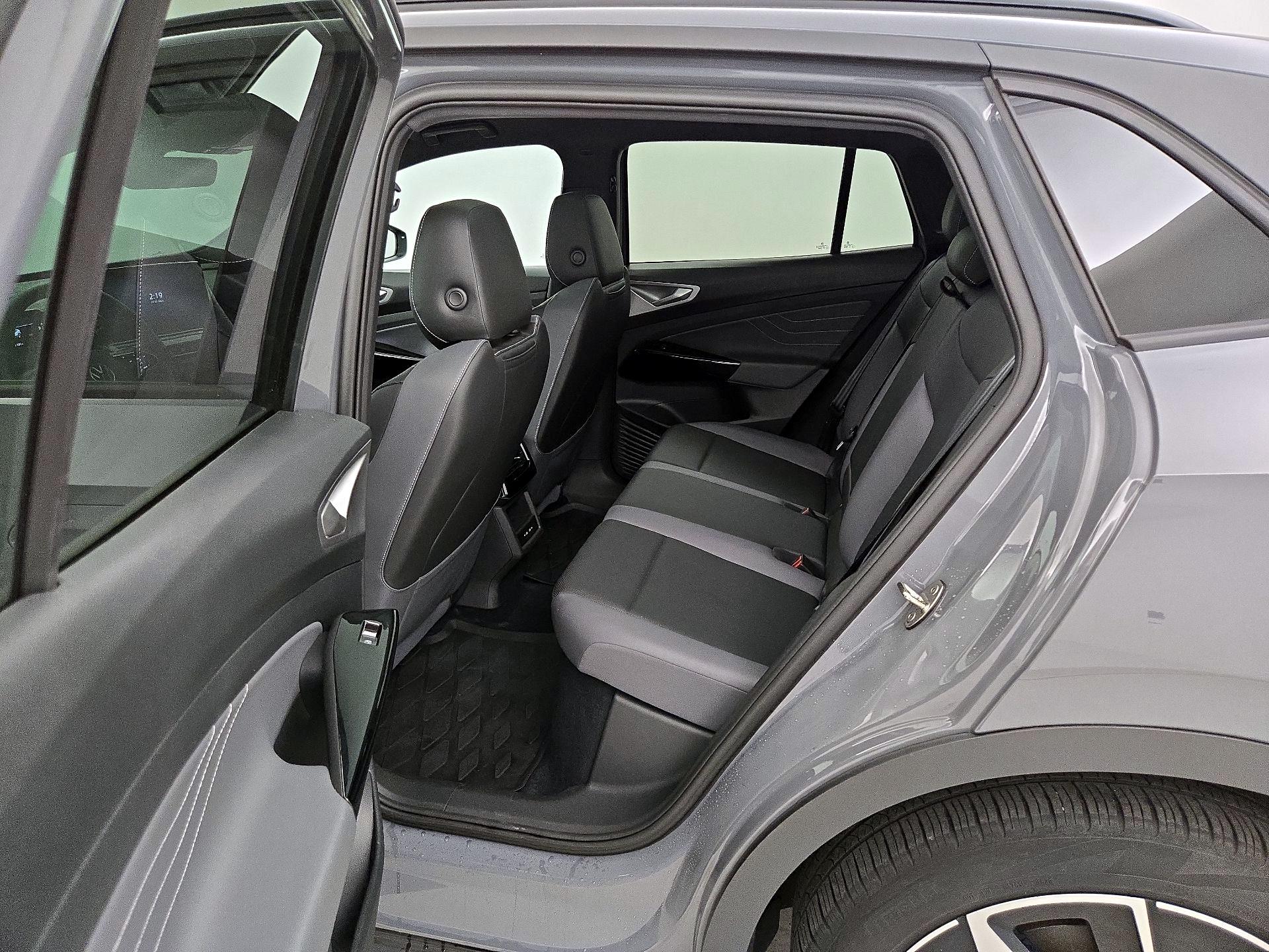 Thumbnail: 2023 Volkswagen ID.4 - 19