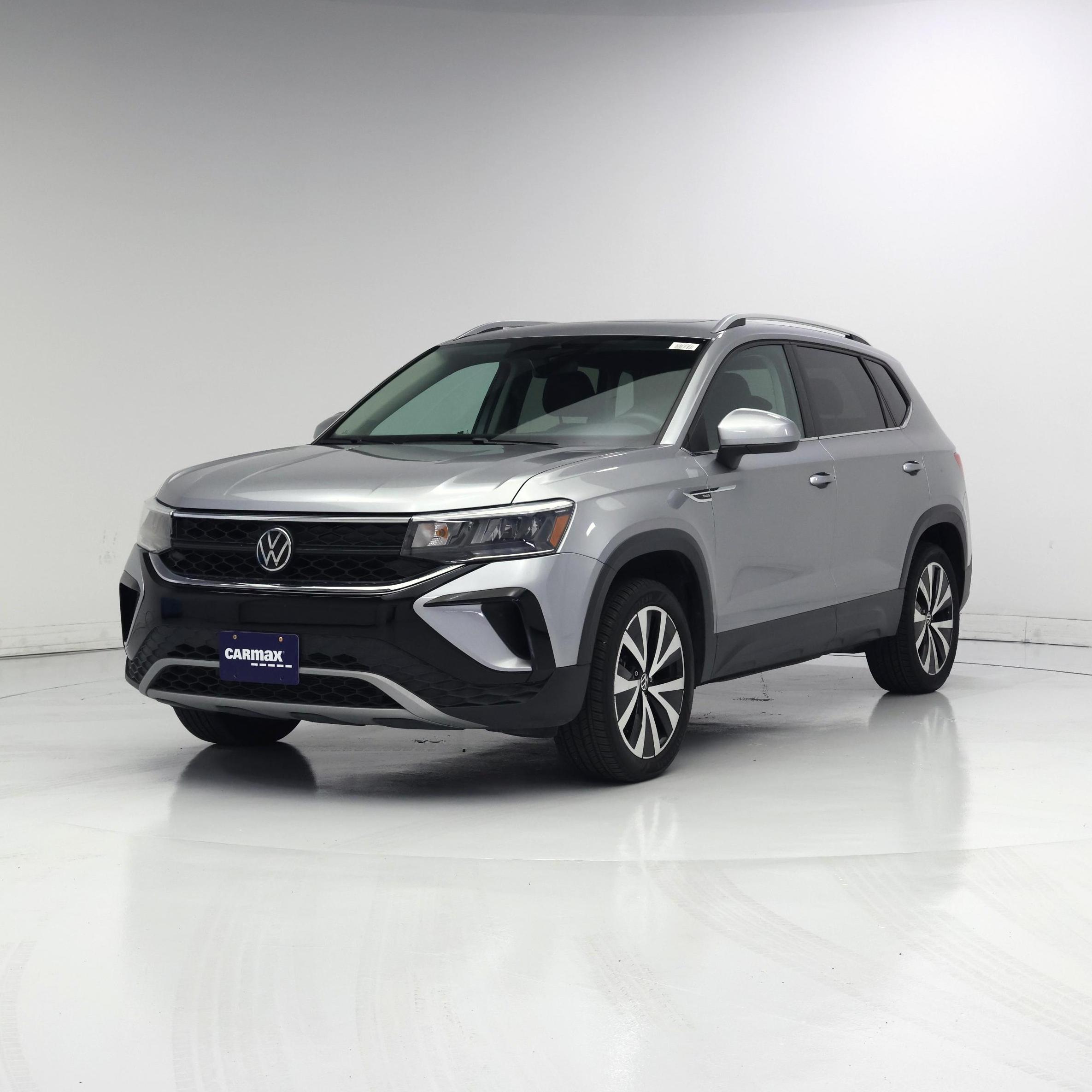 Thumbnail: 2023 Volkswagen Taos - 4