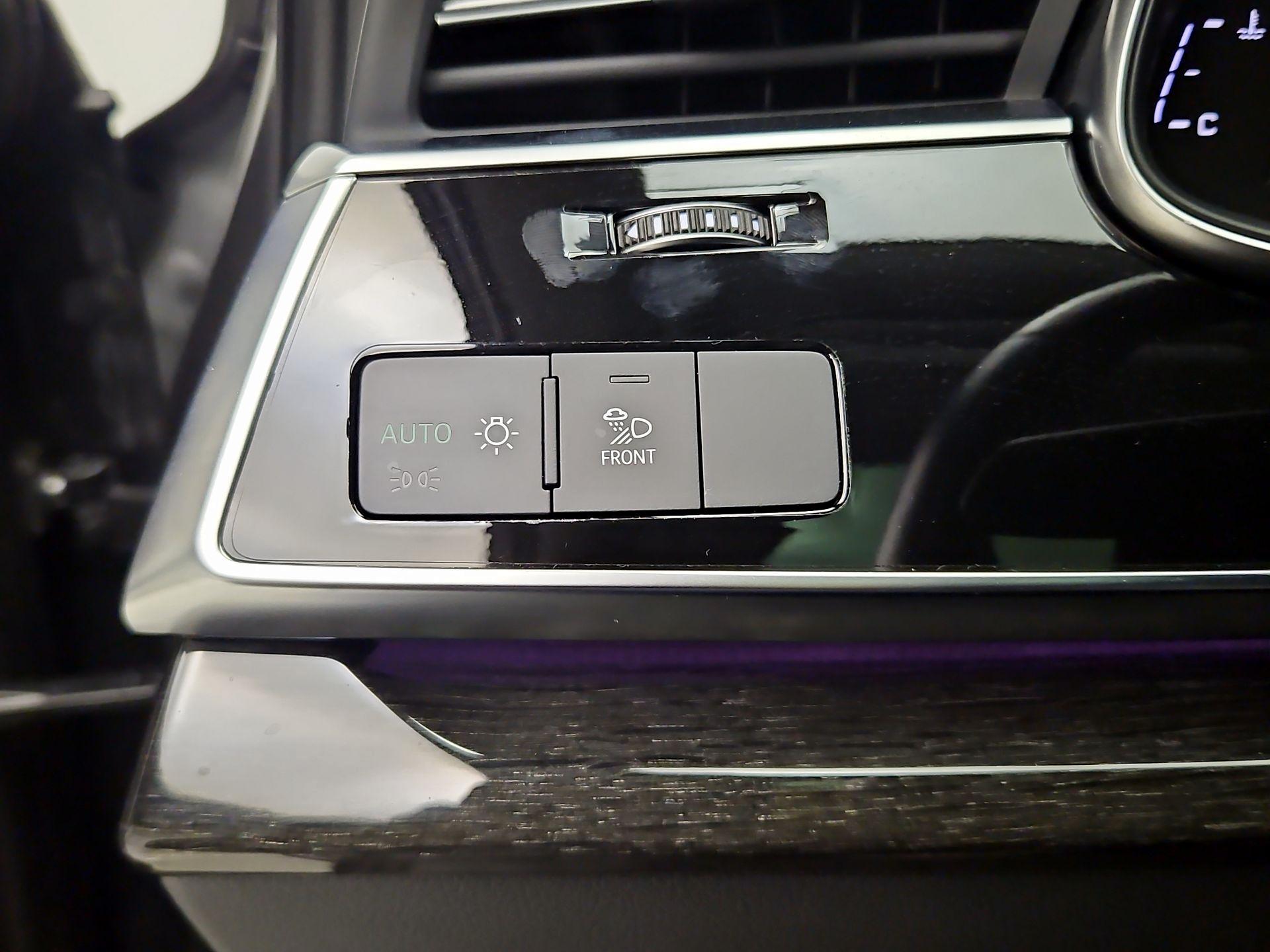 Thumbnail: 2024 Audi Q7 - 13