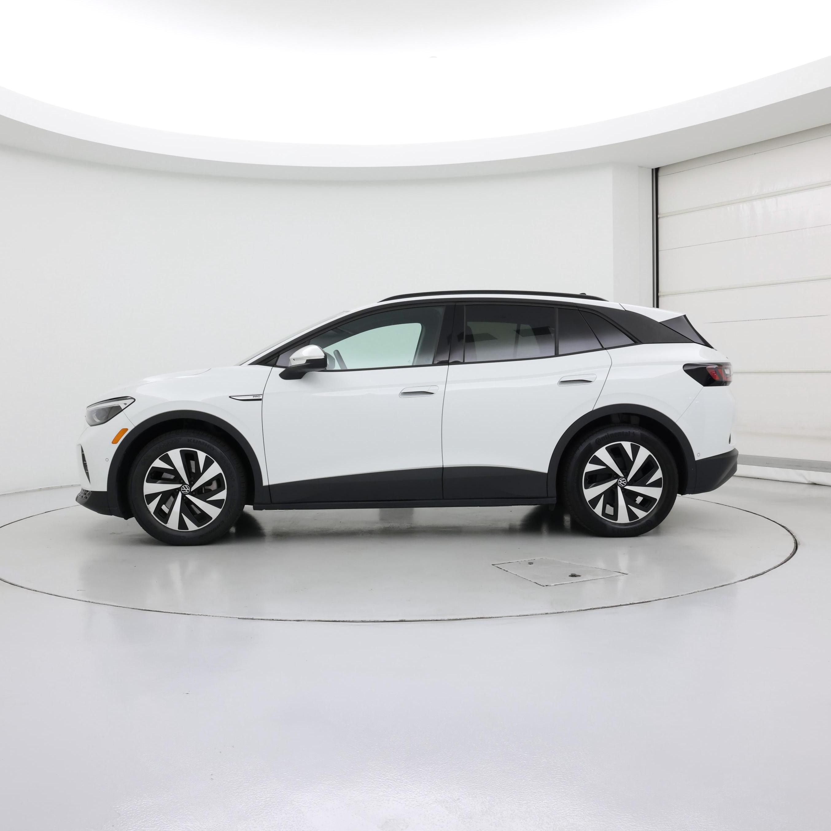 Thumbnail: 2023 Volkswagen ID.4 - 3