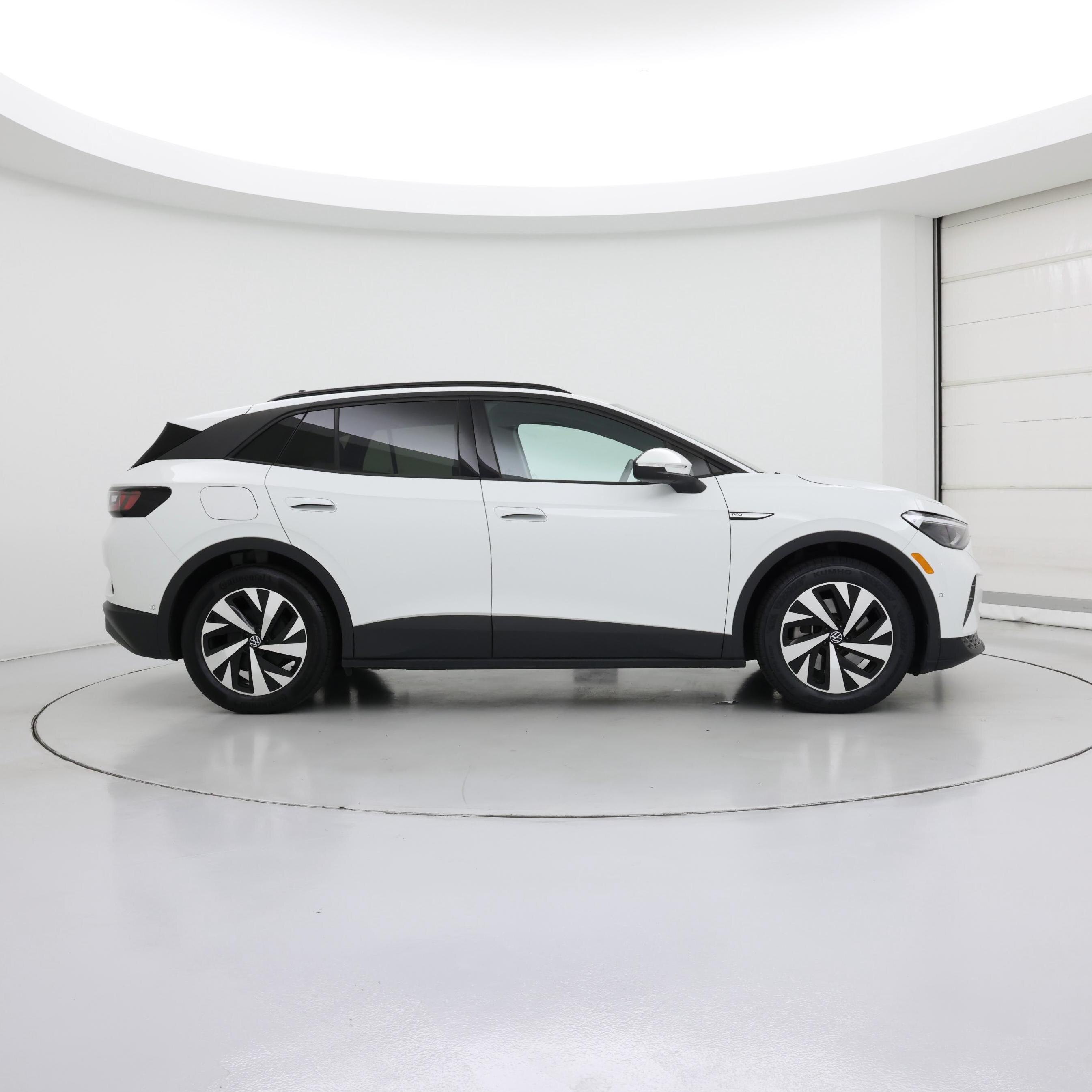 Thumbnail: 2023 Volkswagen ID.4 - 7