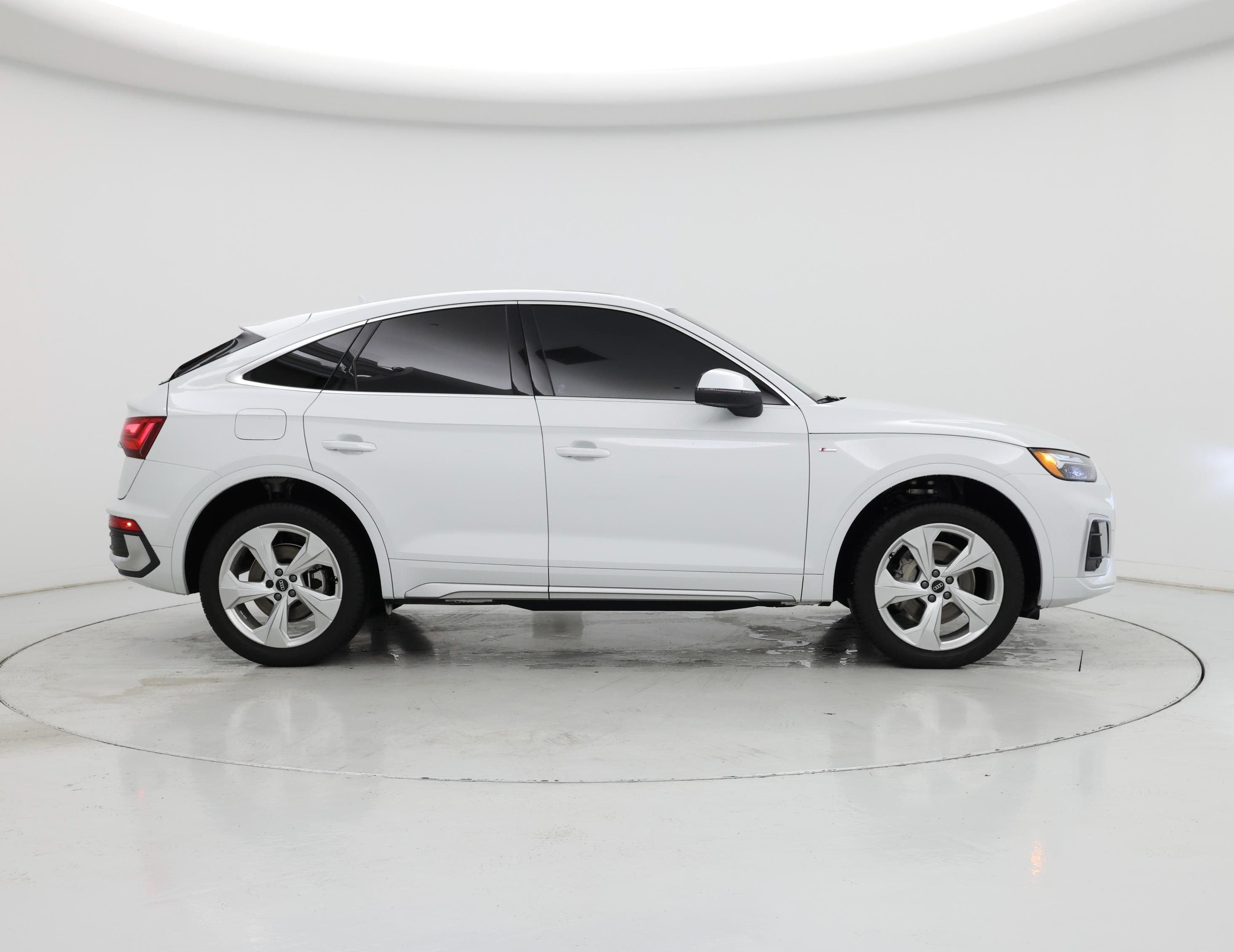 Thumbnail: 2025 Audi Q5 - 7