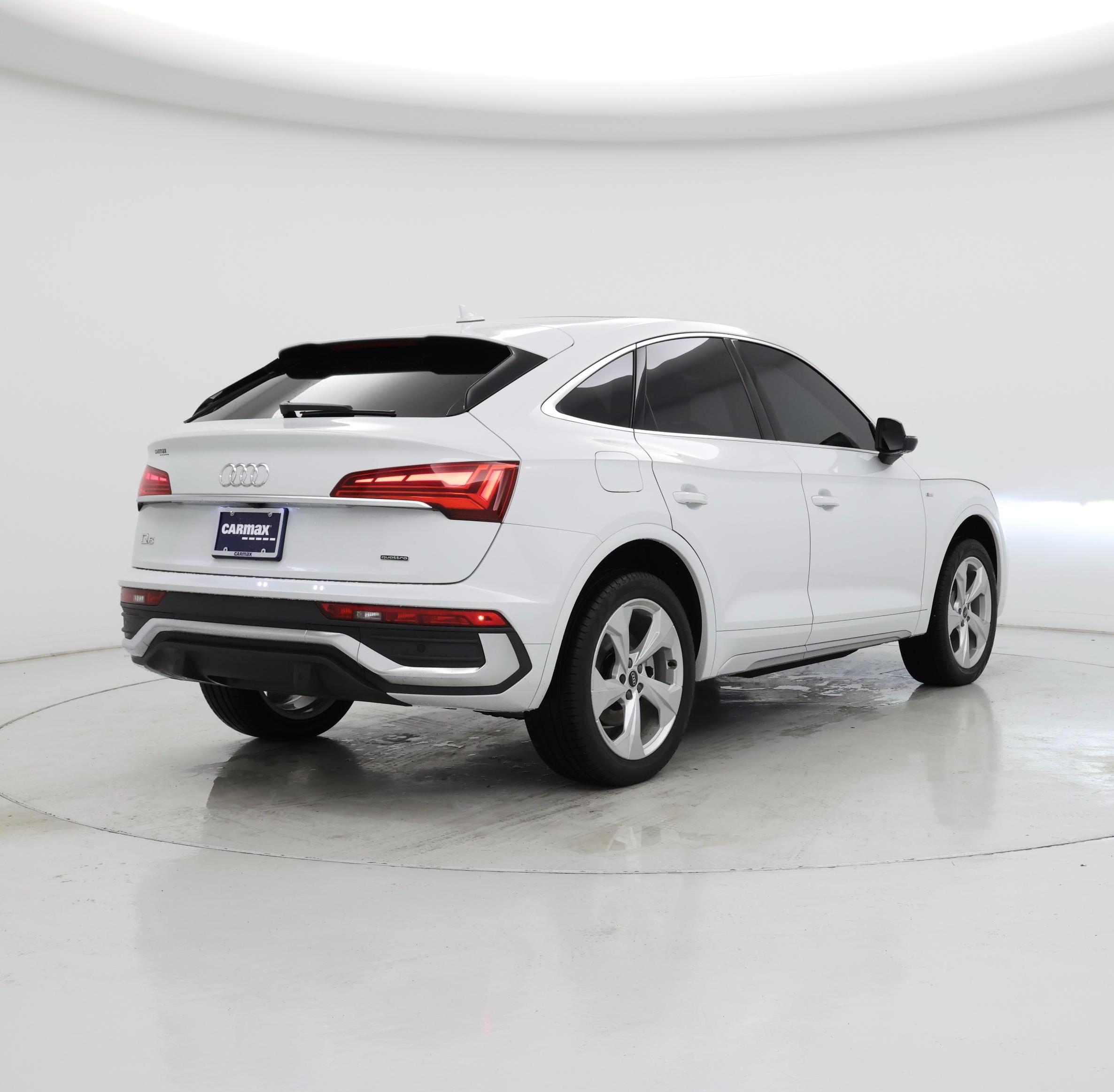 Thumbnail: 2025 Audi Q5 - 8