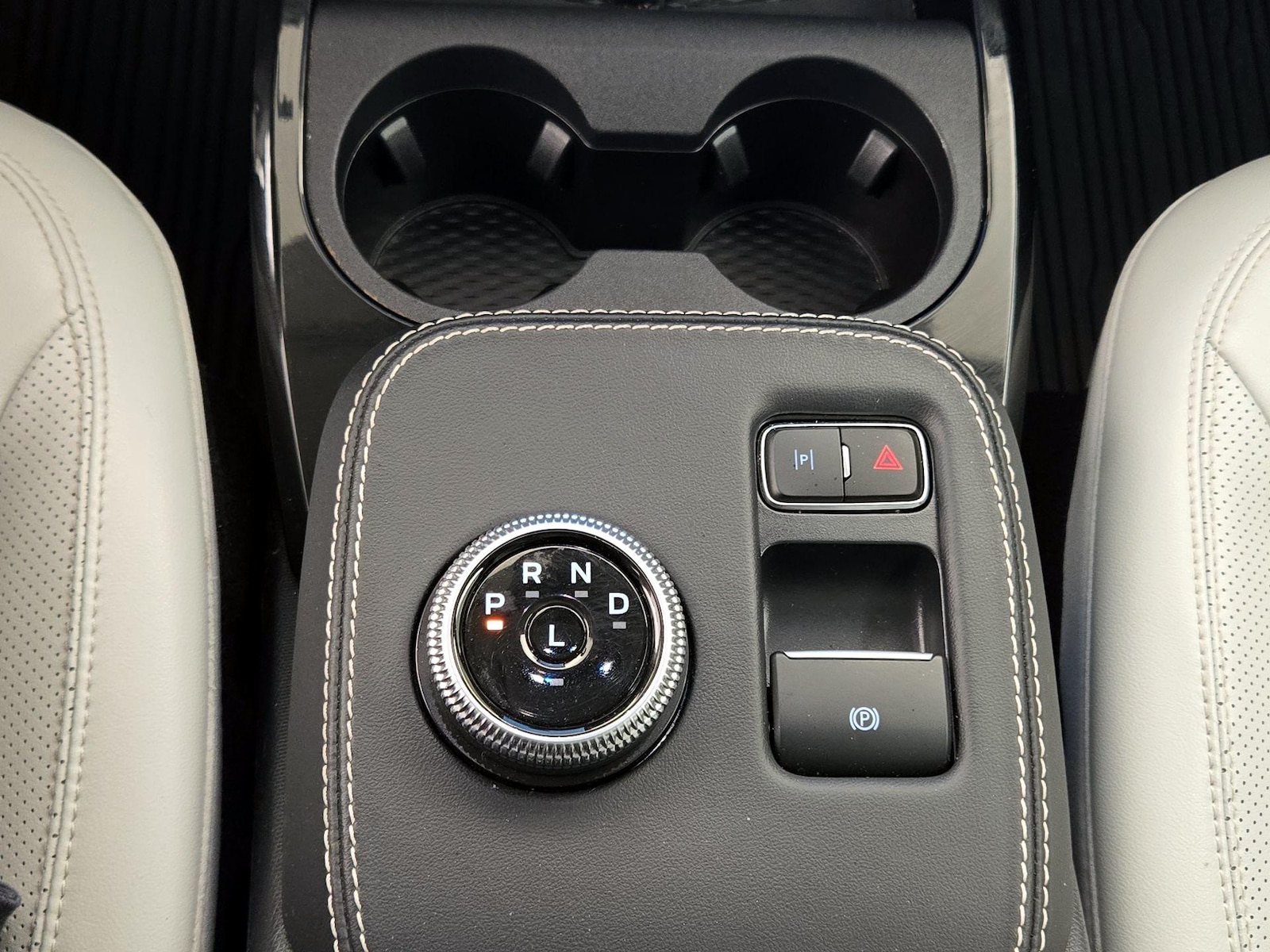 2023 Ford Mustang Mach-E Premium AWD - Photo 19