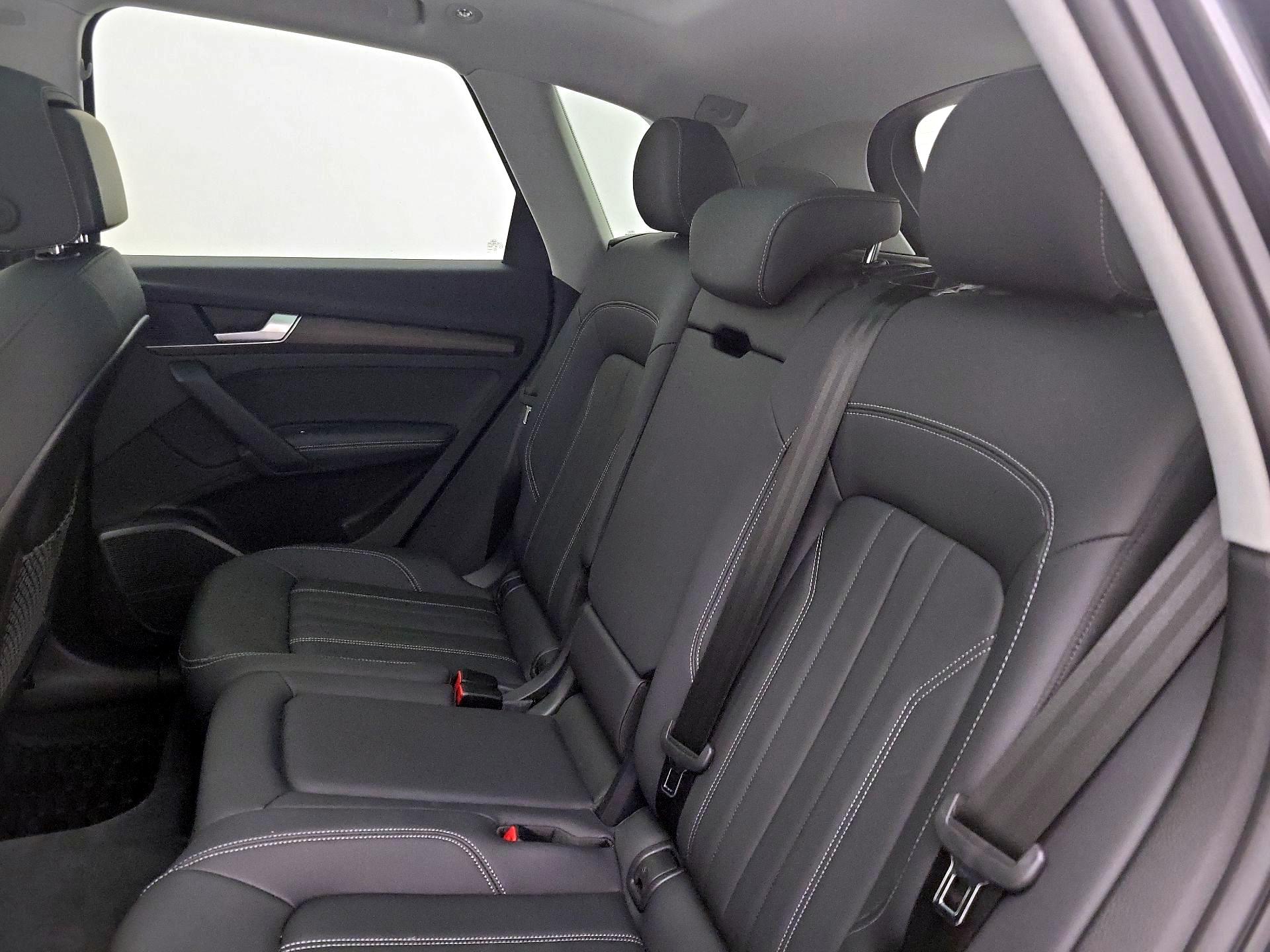 Thumbnail: 2023 Audi Q5 - 20