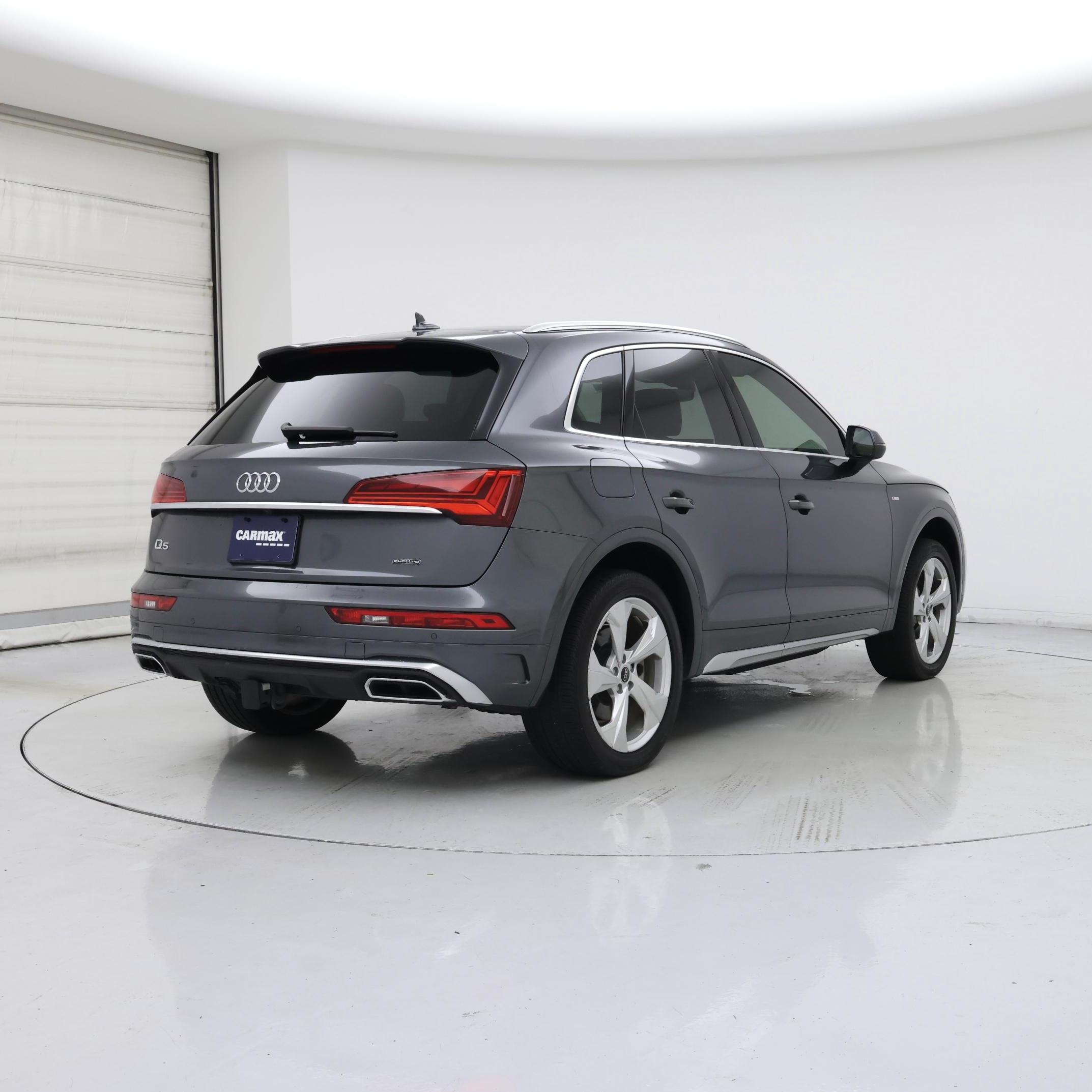 Thumbnail: 2023 Audi Q5 - 8