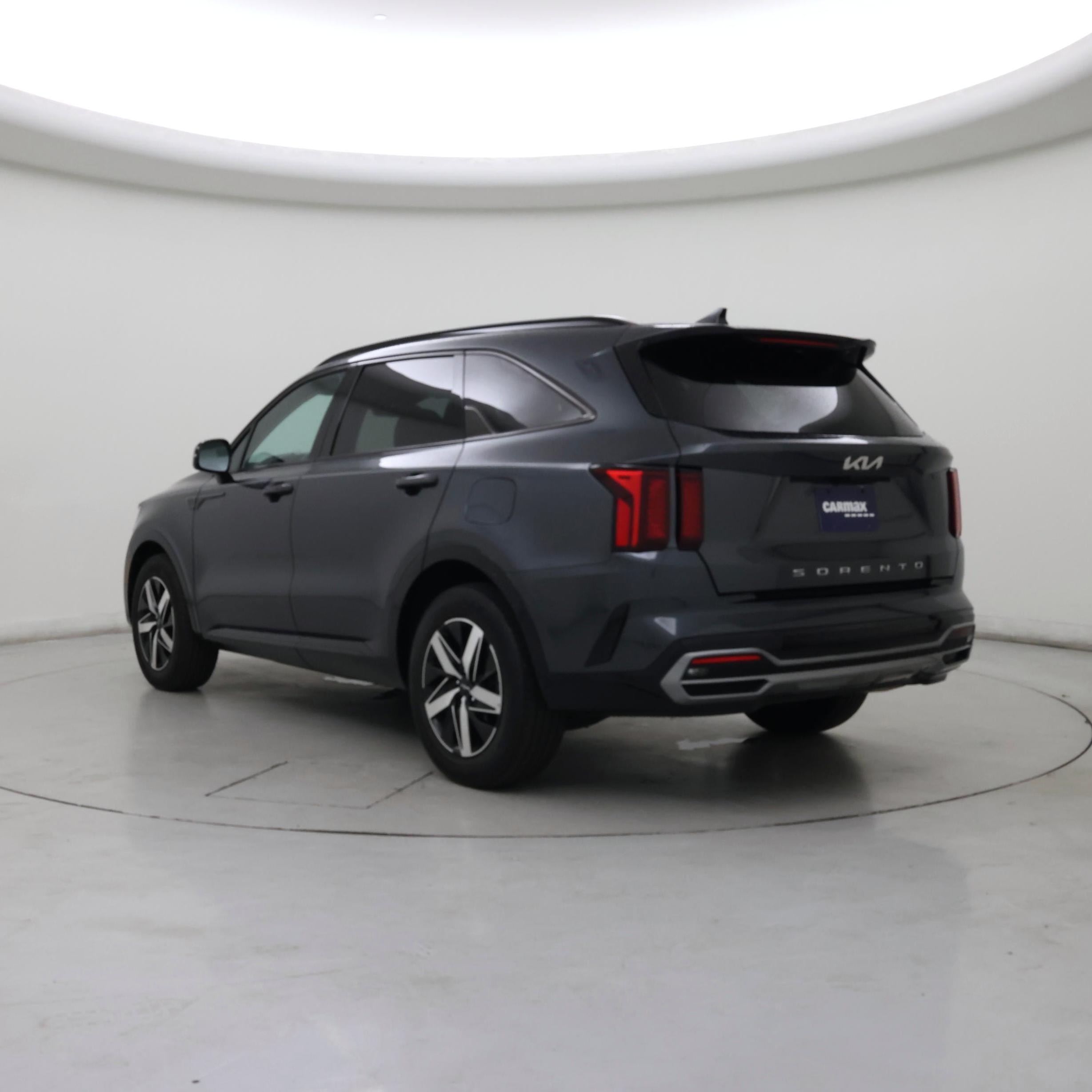 Thumbnail: 2022 Kia Sorento - 2