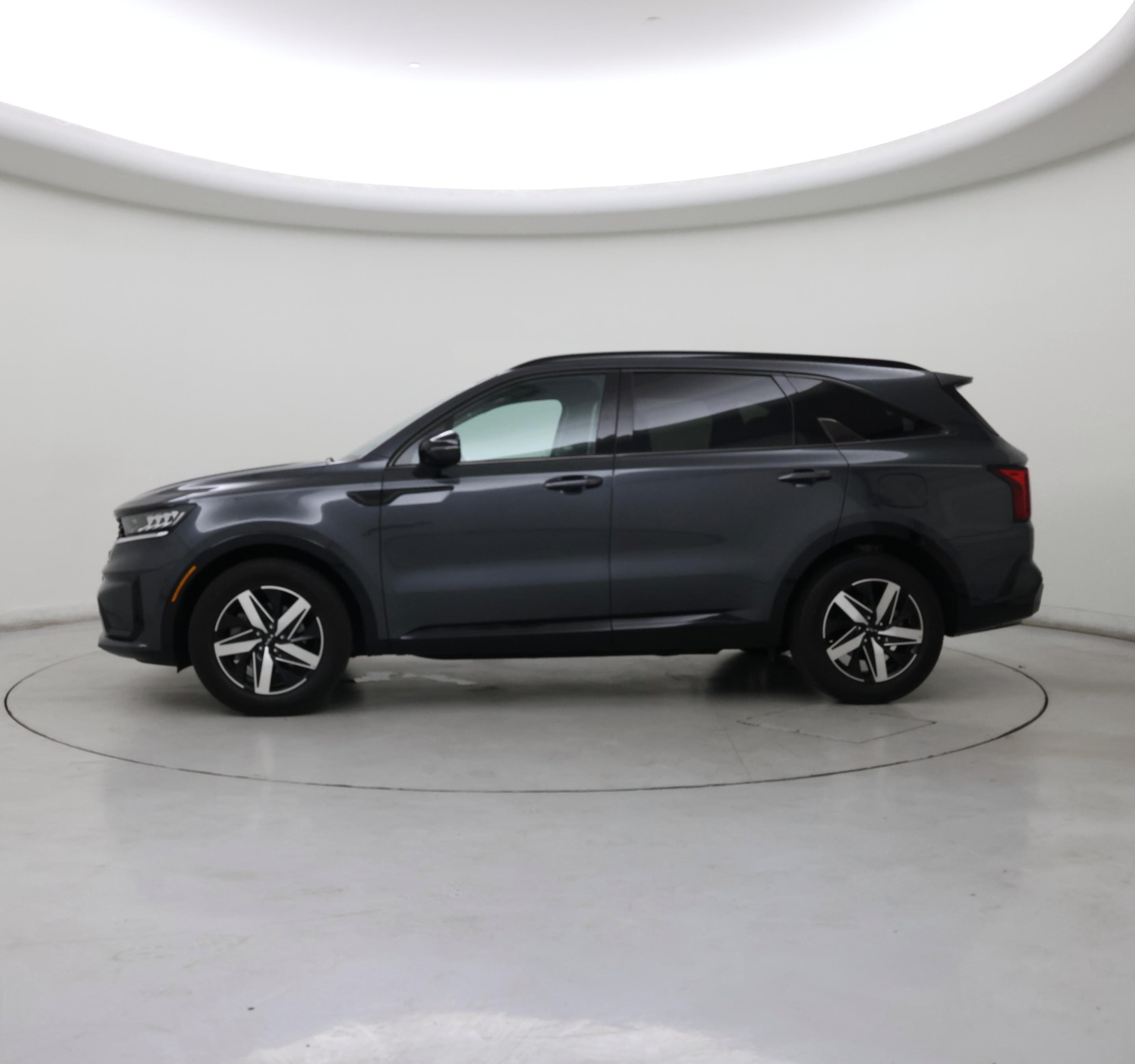 Thumbnail: 2022 Kia Sorento - 3