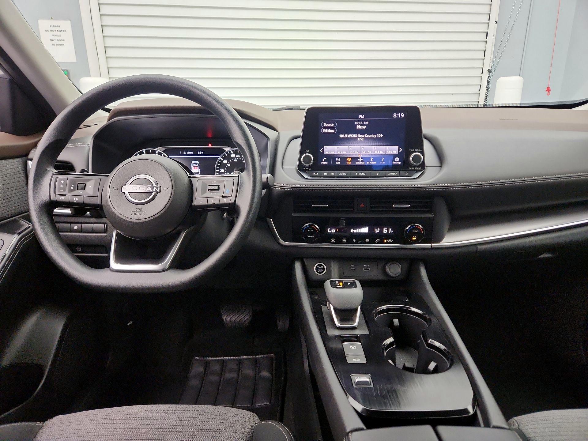 Thumbnail: 2023 Nissan Rogue - 9