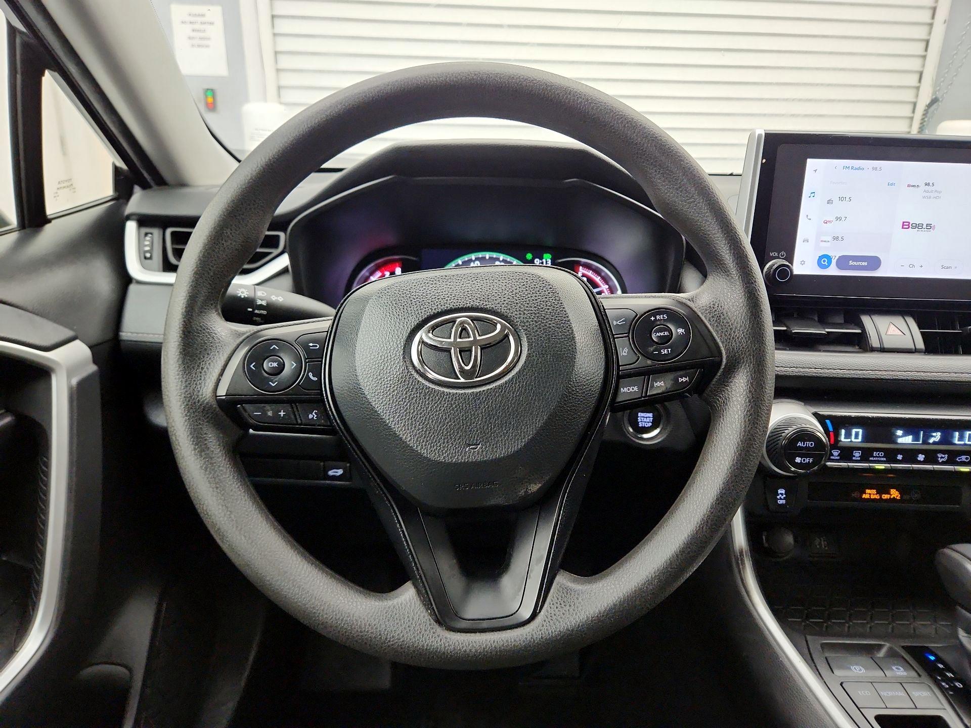 Thumbnail: 2024 Toyota RAV4 - 10