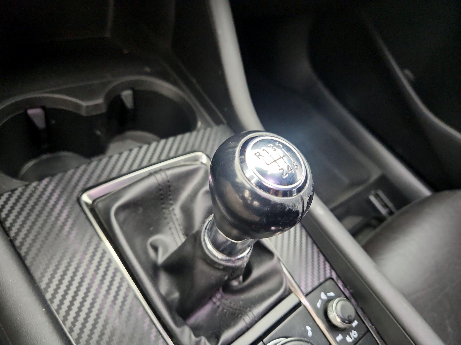 Thumbnail: 2021 Mazda Mazda3 - 17