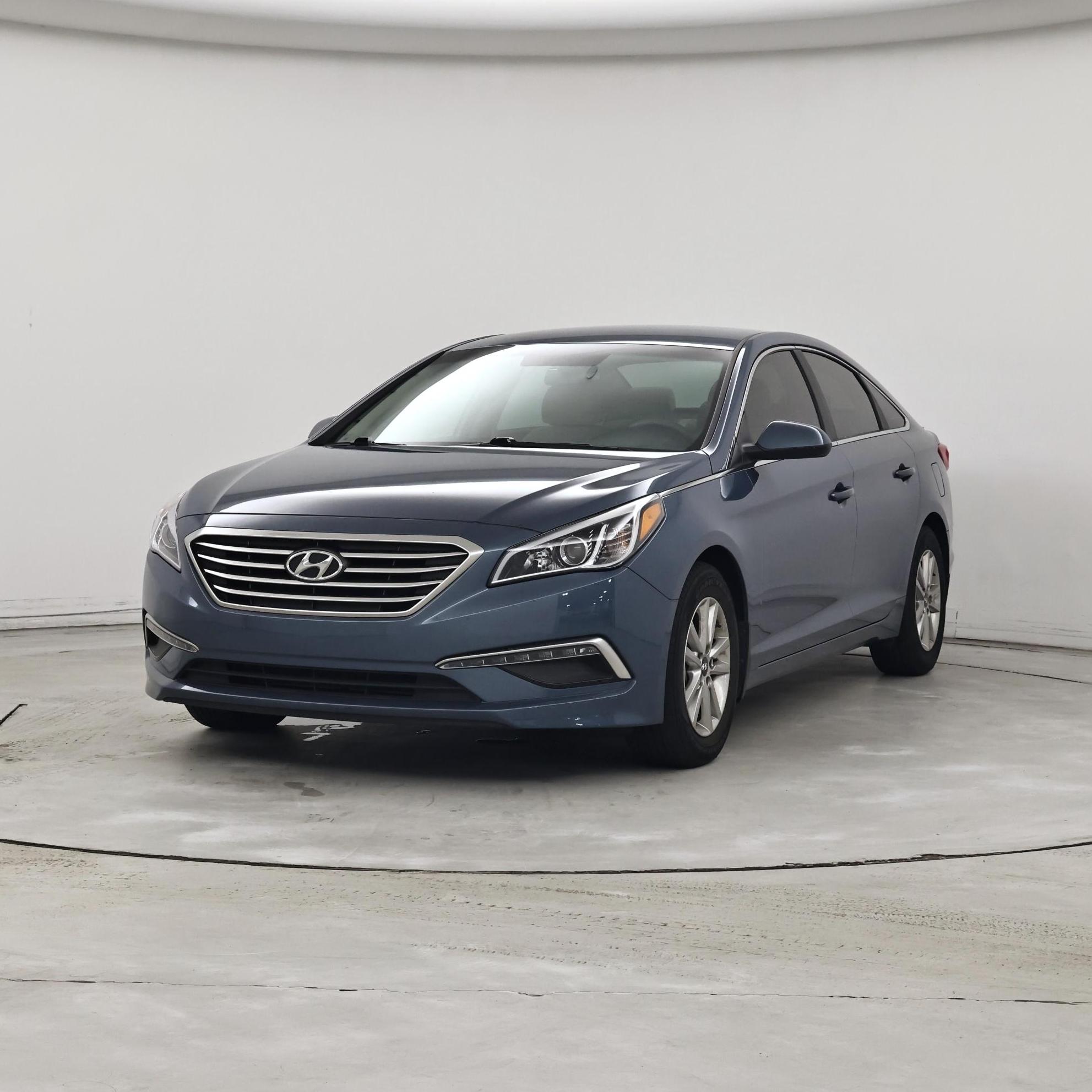 Thumbnail: 2015 Hyundai Sonata - 4