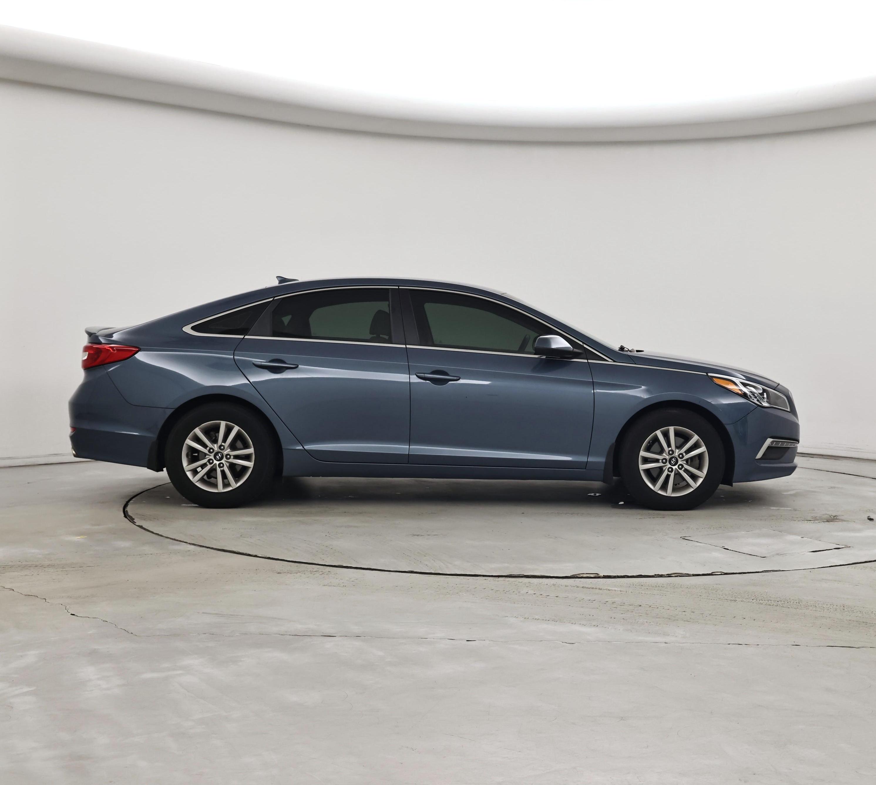 Thumbnail: 2015 Hyundai Sonata - 7