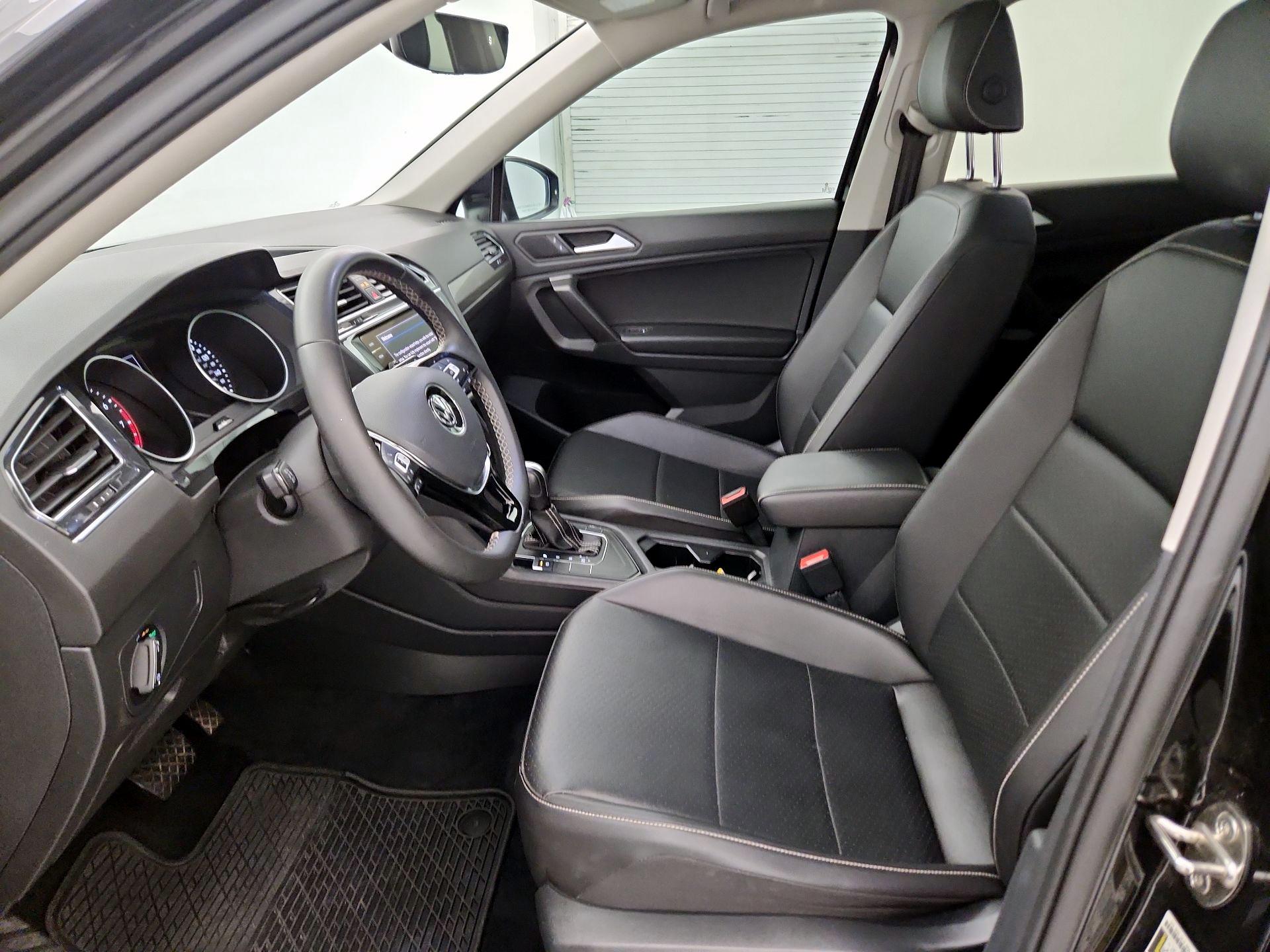 Thumbnail: 2021 Volkswagen Tiguan - 11