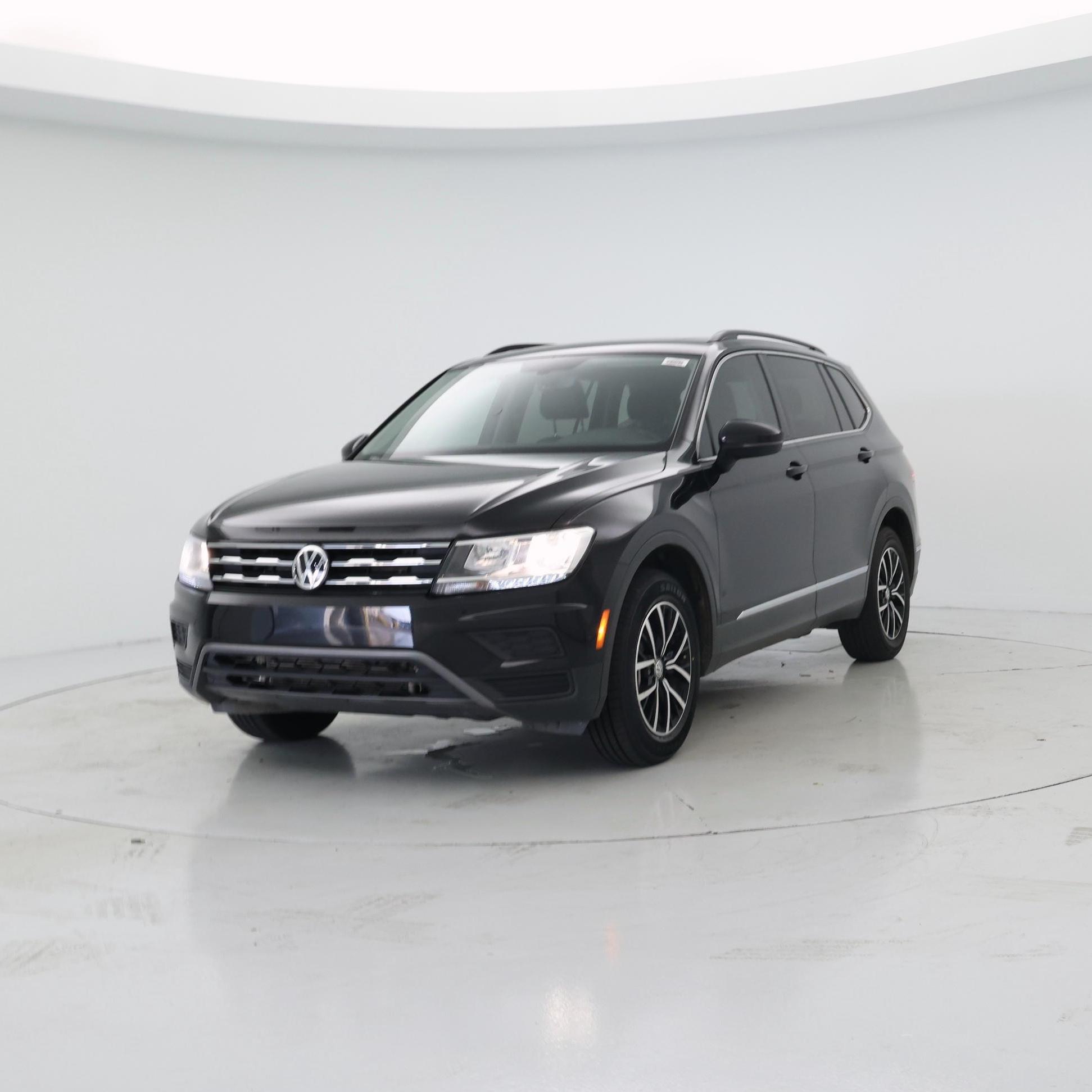 Thumbnail: 2021 Volkswagen Tiguan - 4