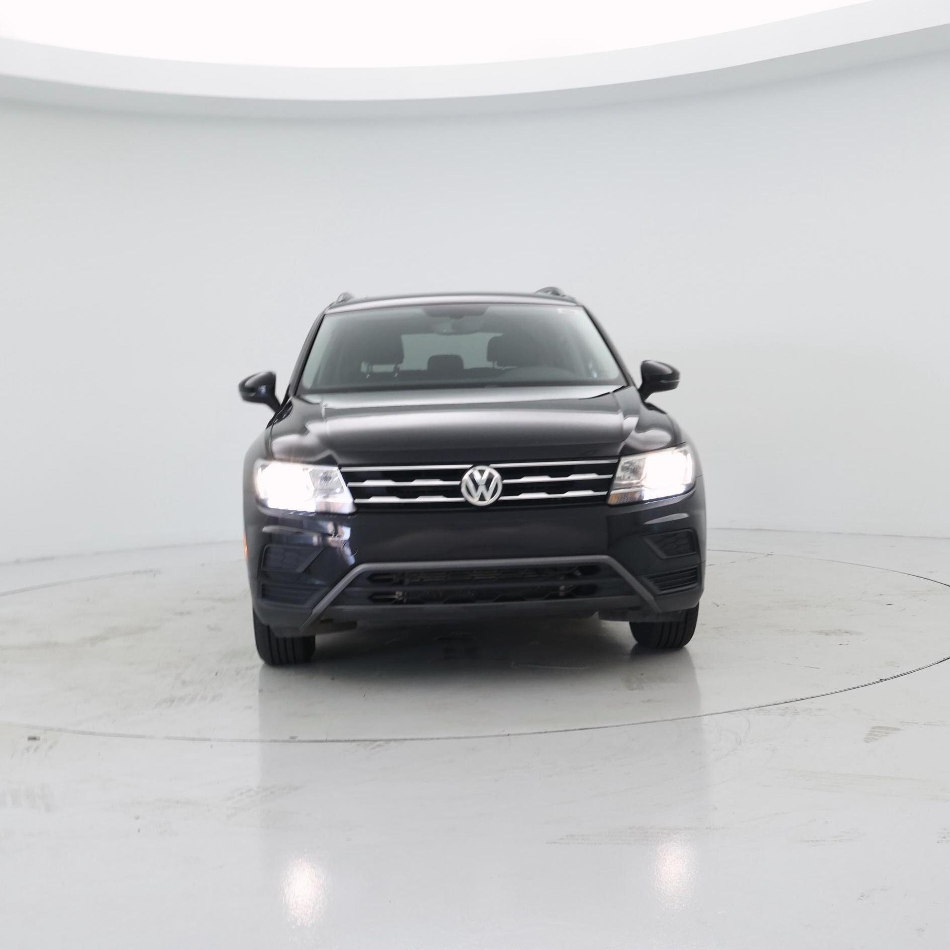 Thumbnail: 2021 Volkswagen Tiguan - 5