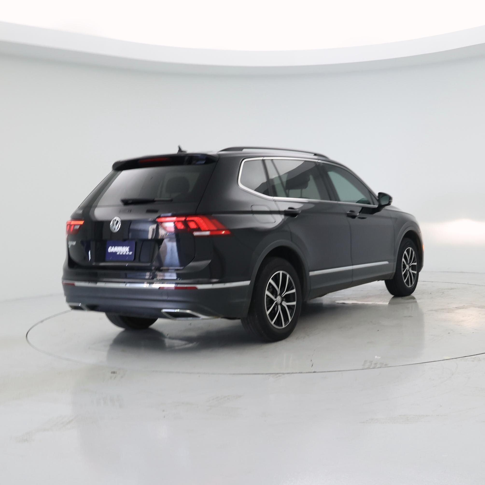 Thumbnail: 2021 Volkswagen Tiguan - 8