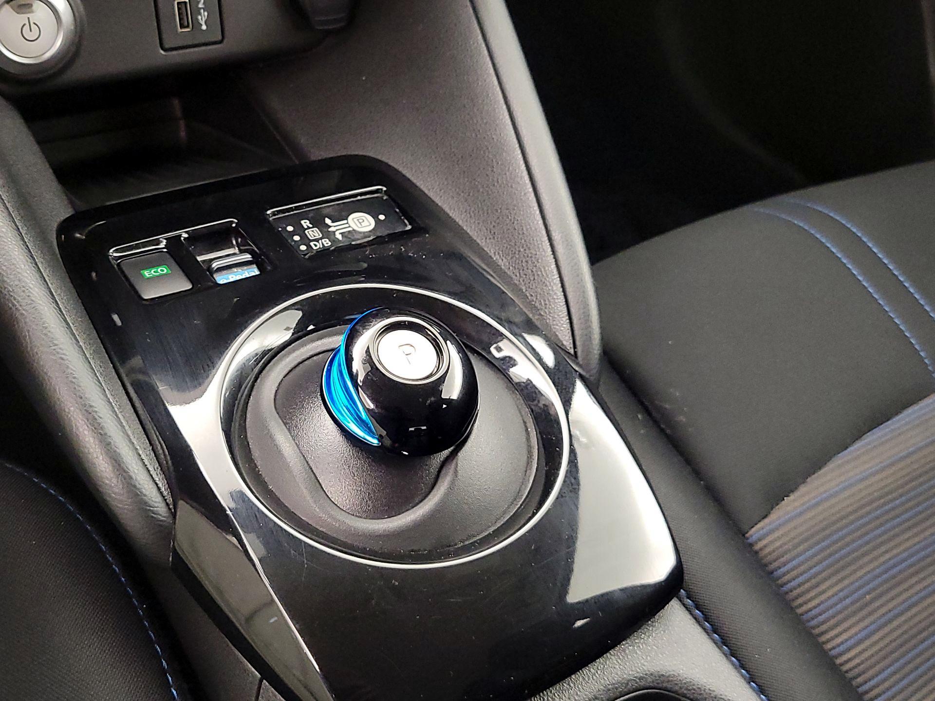 Thumbnail: 2020 Nissan Leaf - 18