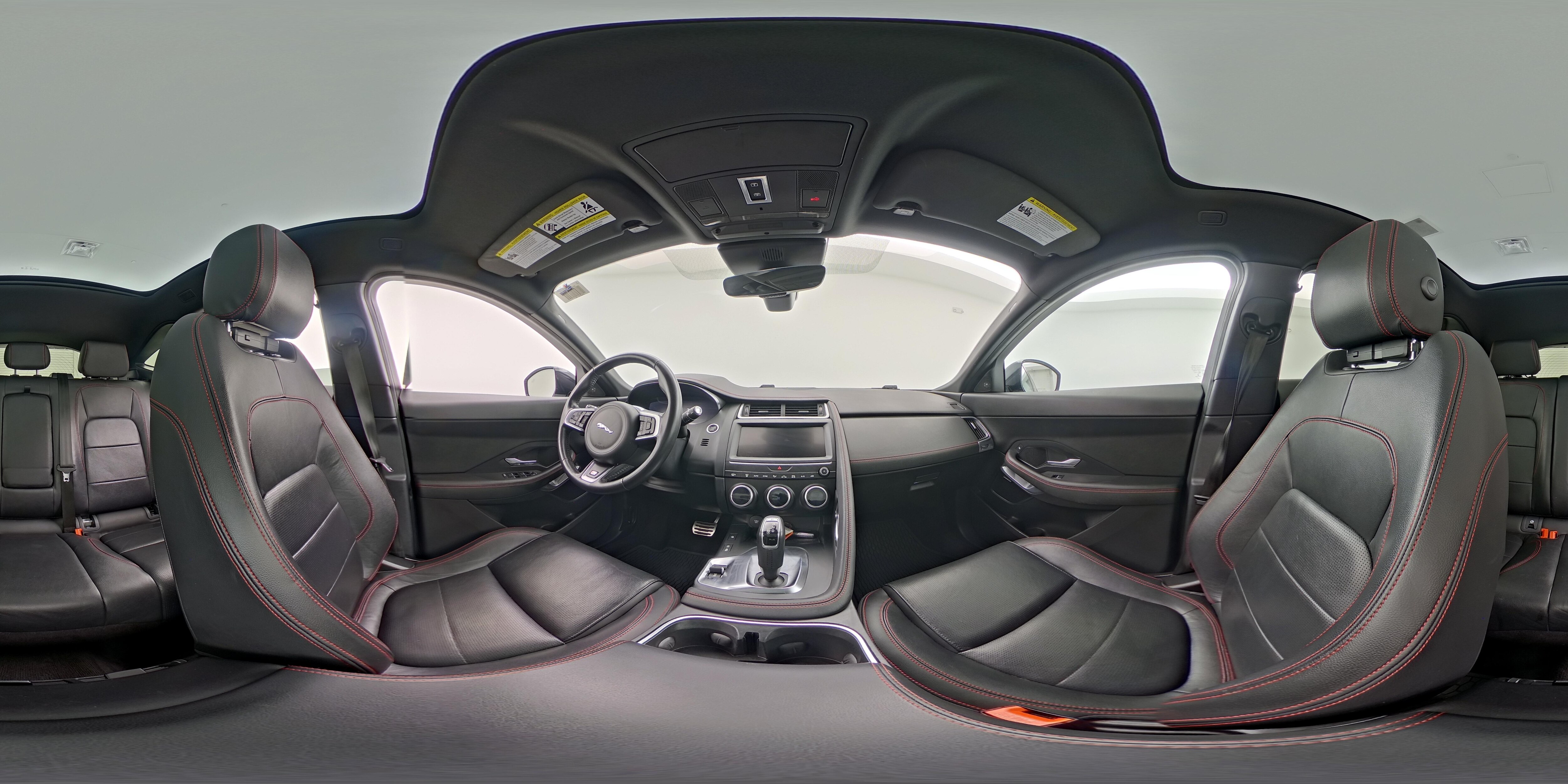 2020 Jaguar E-PACE Checkered Flag Edition - Photo 27