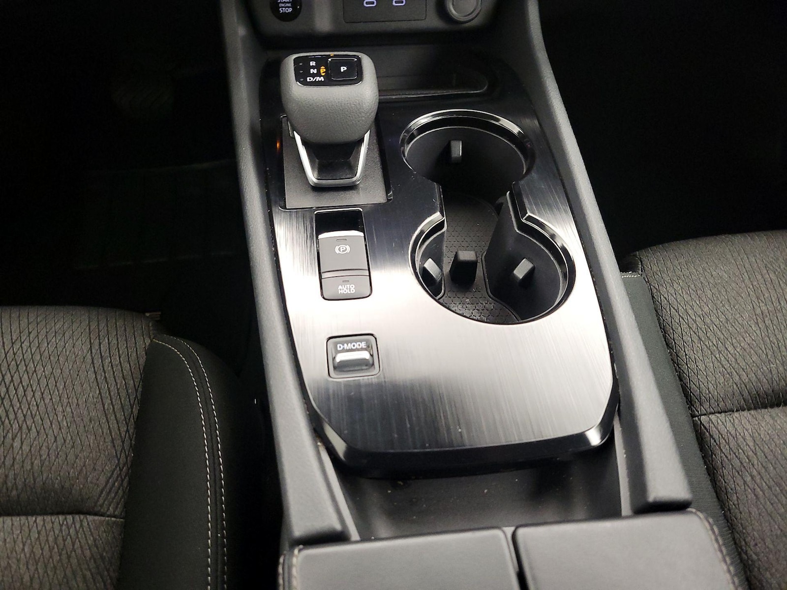 2026 Nissan Rogue SV - Photo 18