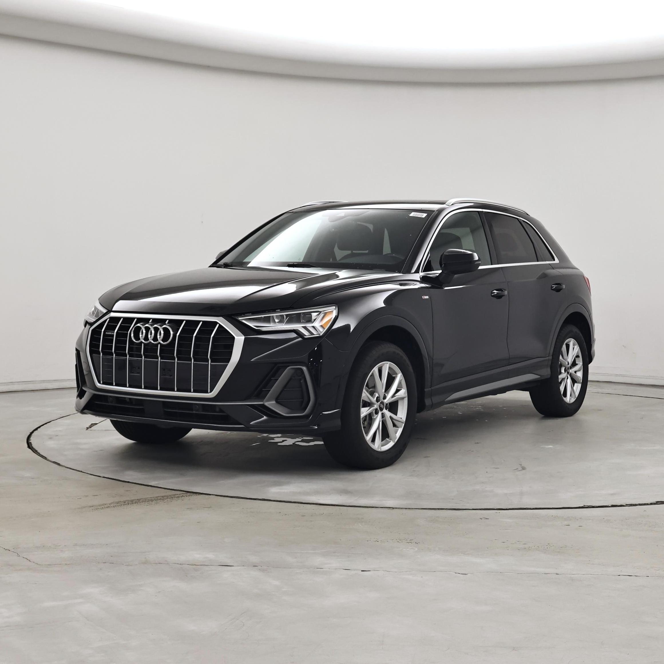 Thumbnail: 2024 Audi Q3 - 4
