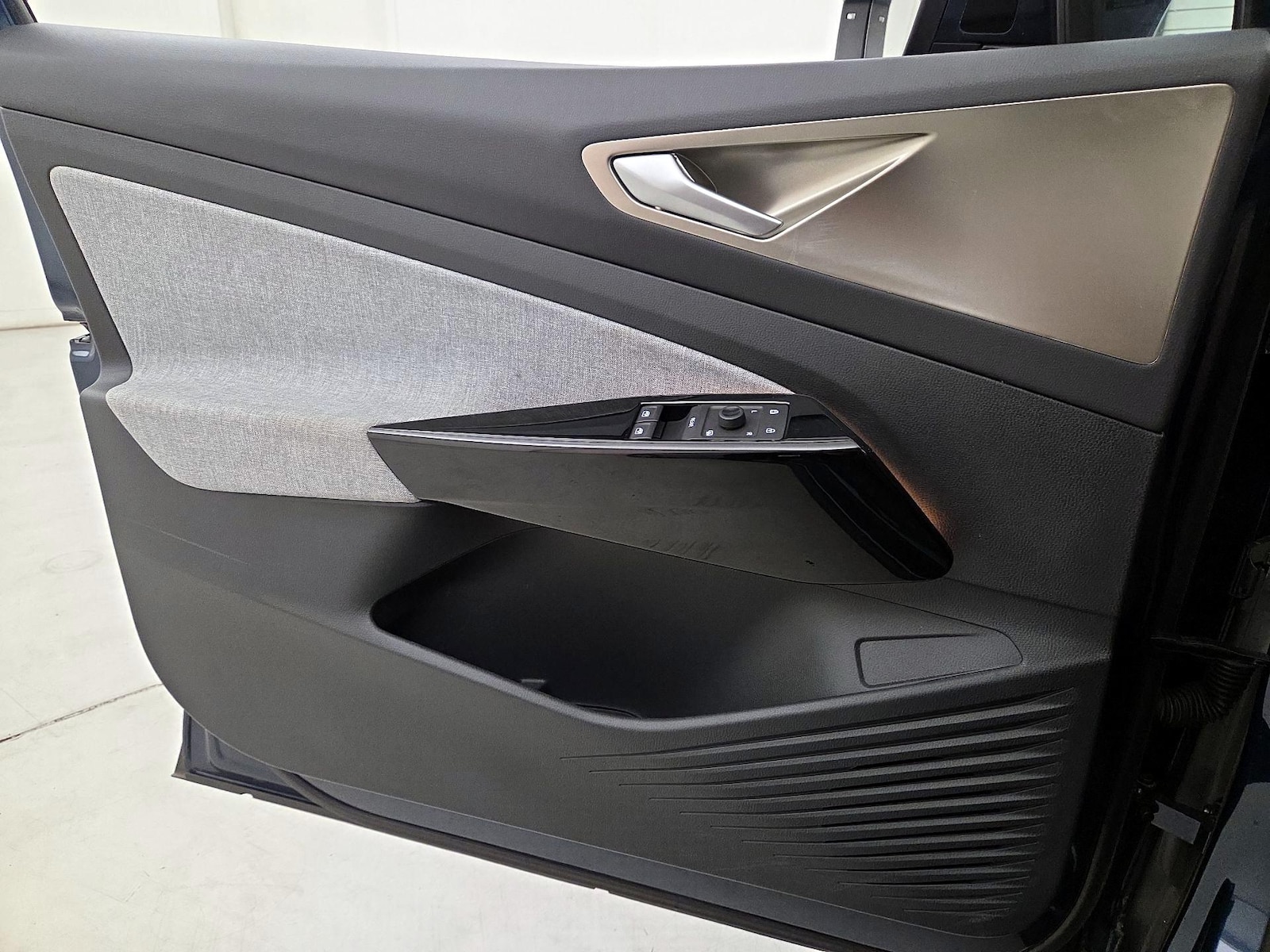2023 Volkswagen ID.4 PRO - Photo 13