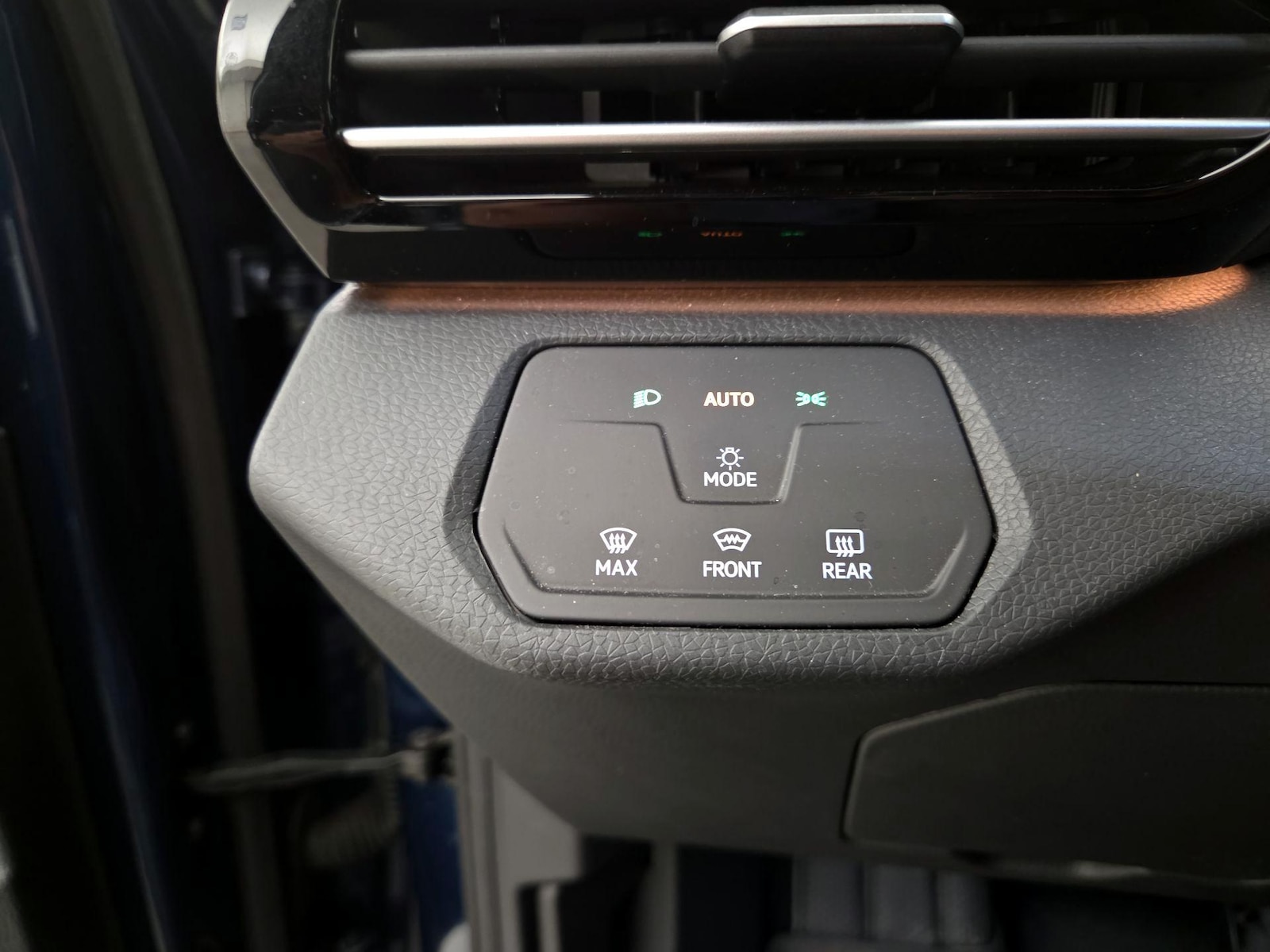 2023 Volkswagen ID.4 PRO - Photo 14