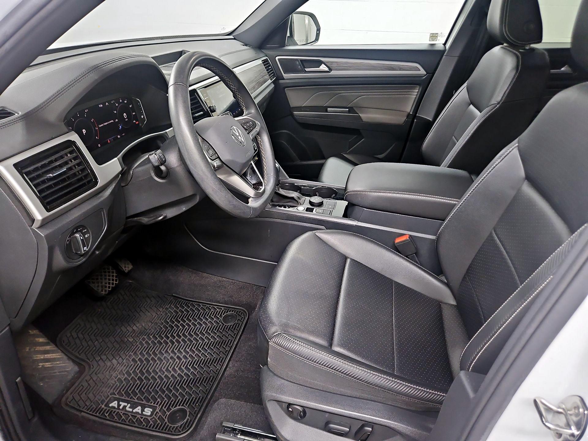 Thumbnail: 2023 Volkswagen Atlas - 11