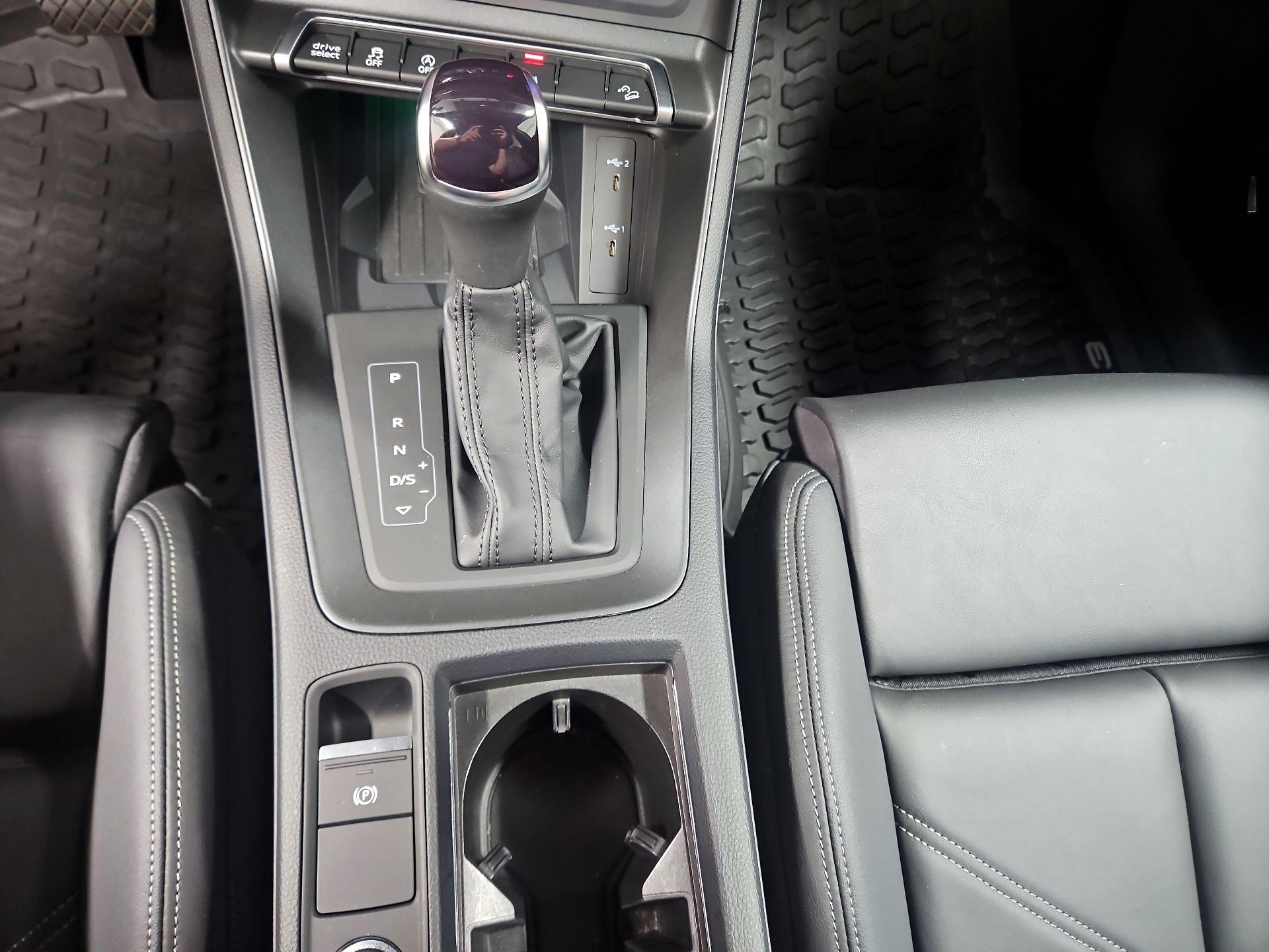Thumbnail: 2024 Audi Q3 - 18