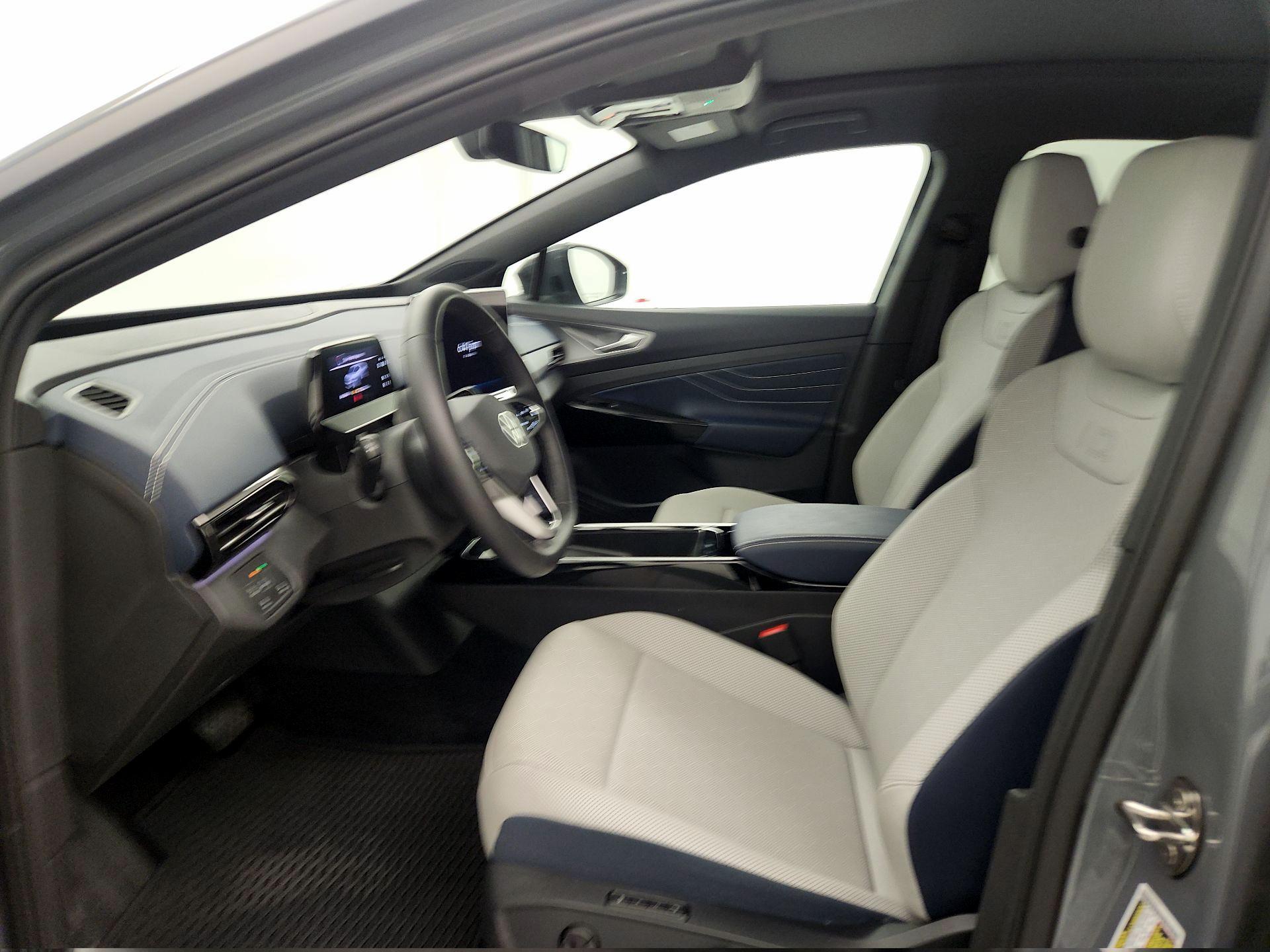 Thumbnail: 2025 Volkswagen ID.4 - 11