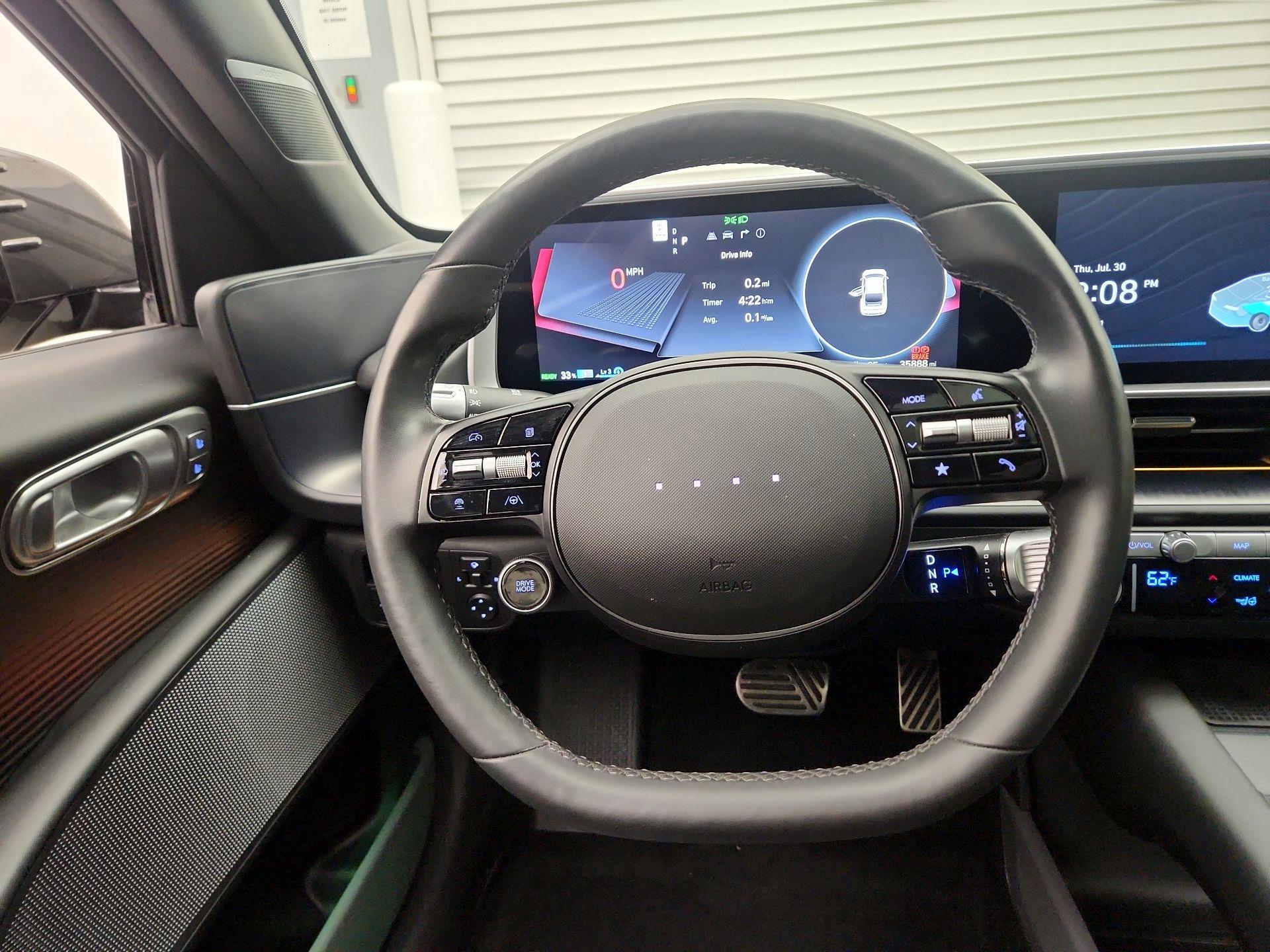 Thumbnail: 2023 Hyundai Ioniq 6 - 10