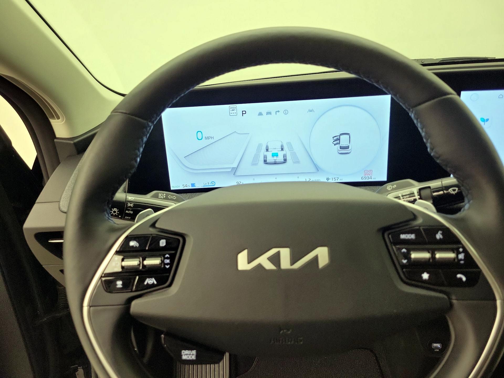 Thumbnail: 2024 Kia EV6 - 9