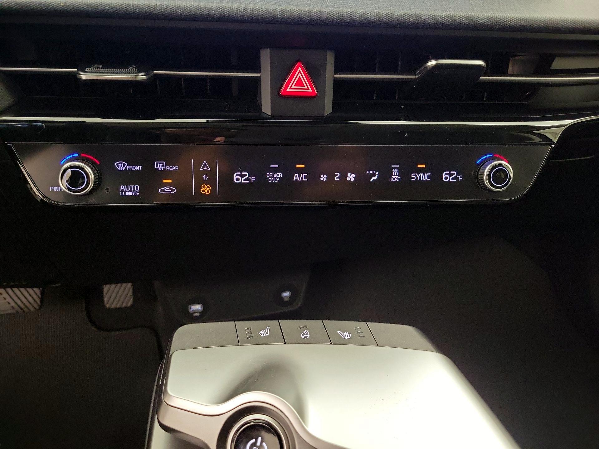 Thumbnail: 2024 Kia EV6 - 16